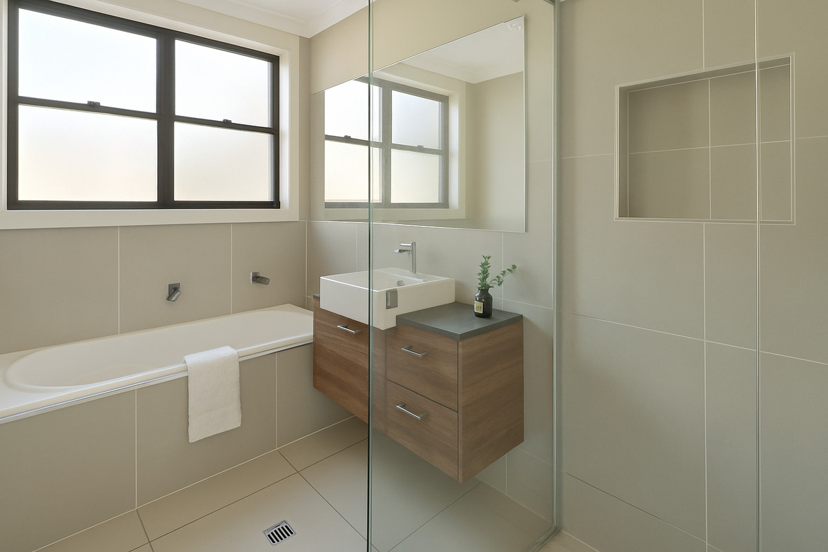 2-bedroom unit at 1/14 Yarrow Close, Middle Ridge, QLD 4350, , Queensland