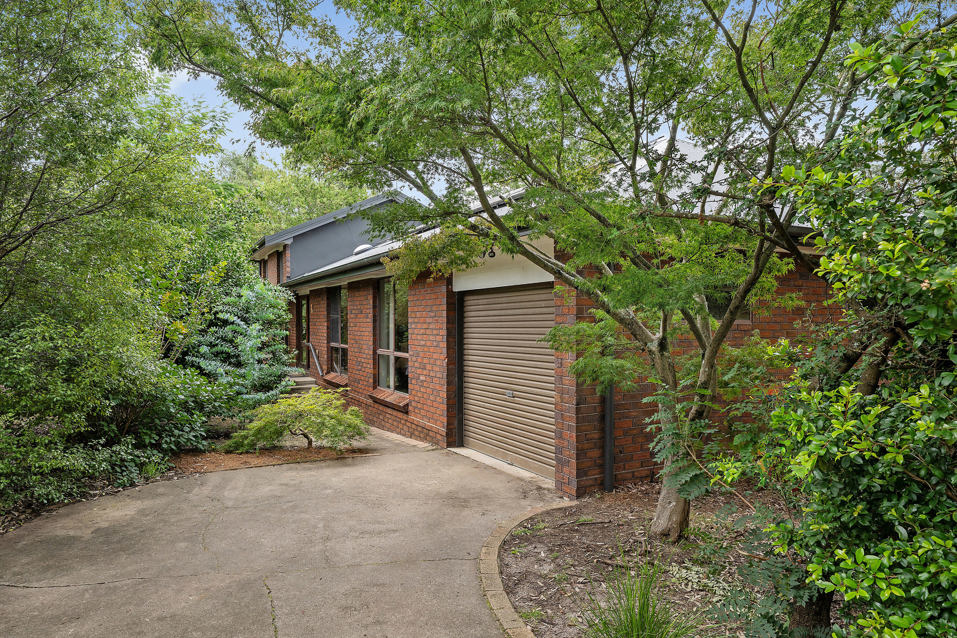 5-bedroom house at 22 Albert Road, Bullaburra, NSW 2784, Blue Mountains, New South Wales