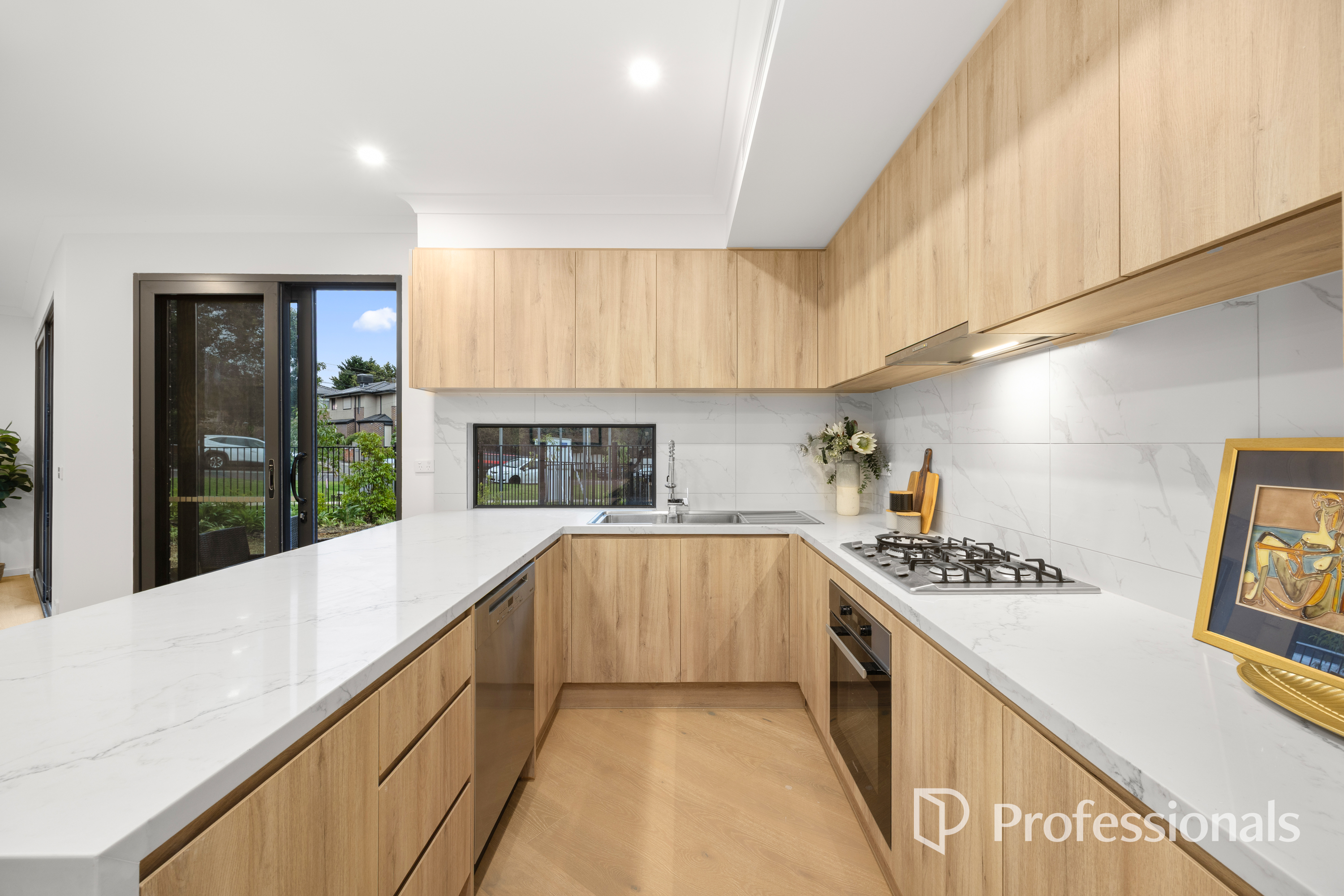 8/2-4 Doynton Parade, Mount Waverley, Vic, 3149 - Image 10
