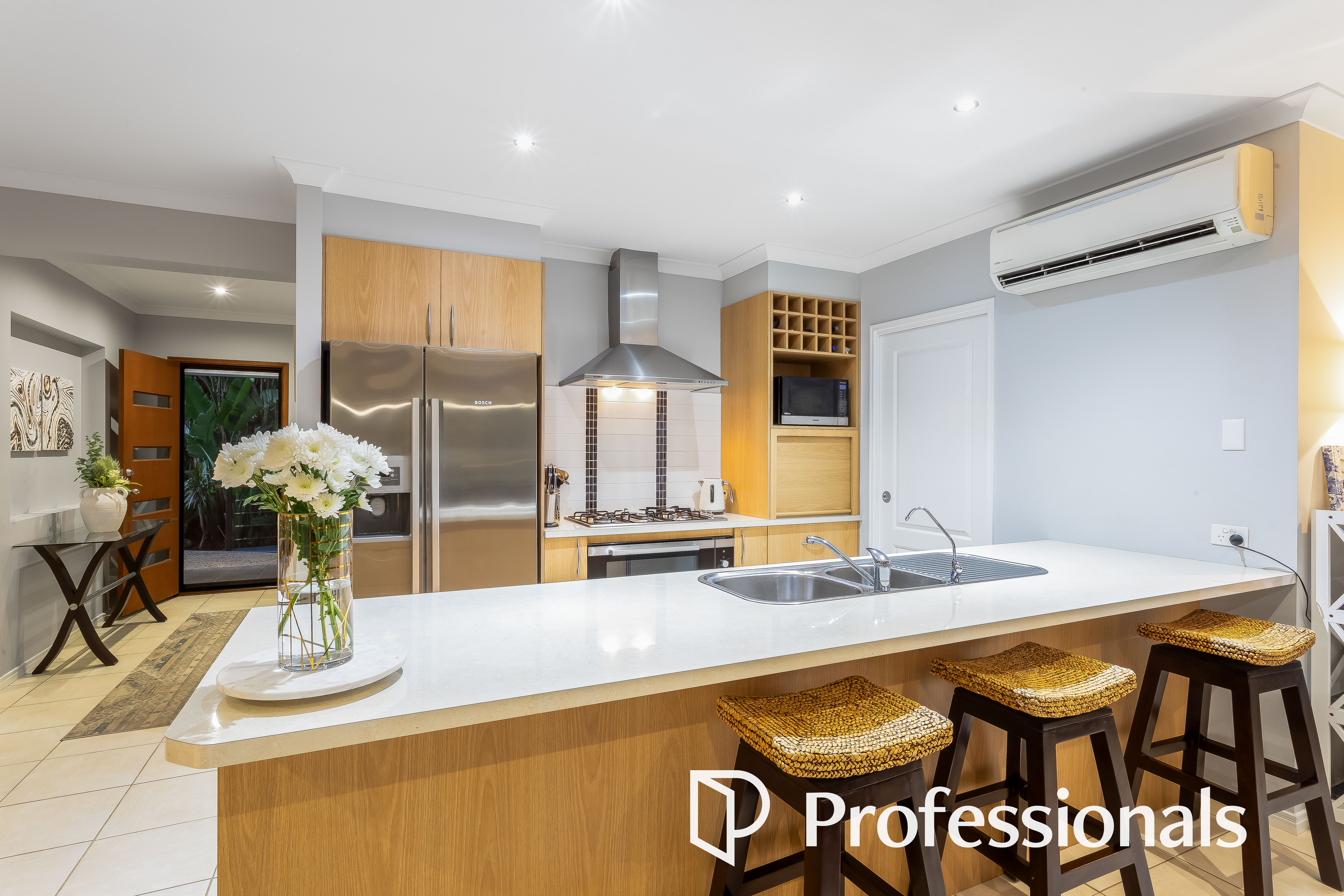 4-bedroom house at 7 Paulette Court, Cashmere, QLD 4500, Moreton Bay, Queensland