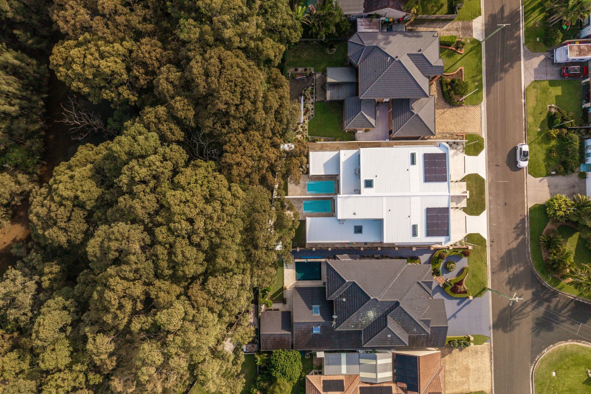 3-bedroom unit at 10 CASSELL AVENUE, Towradgi NSW 2518, Wollongong, New South Wales