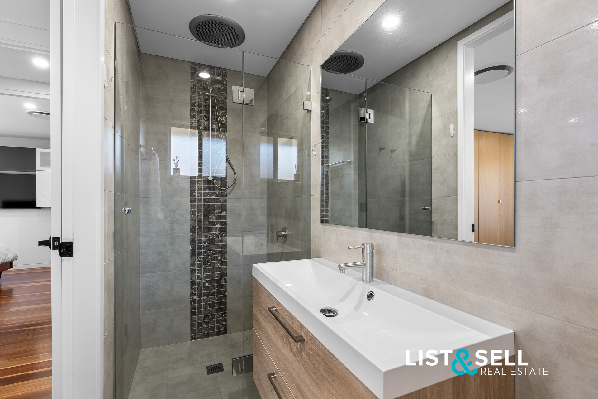 5-bedroom house at 14 MISIMA PLACE, Glenfield NSW 2167, Campbelltown (Nsw), New South Wales