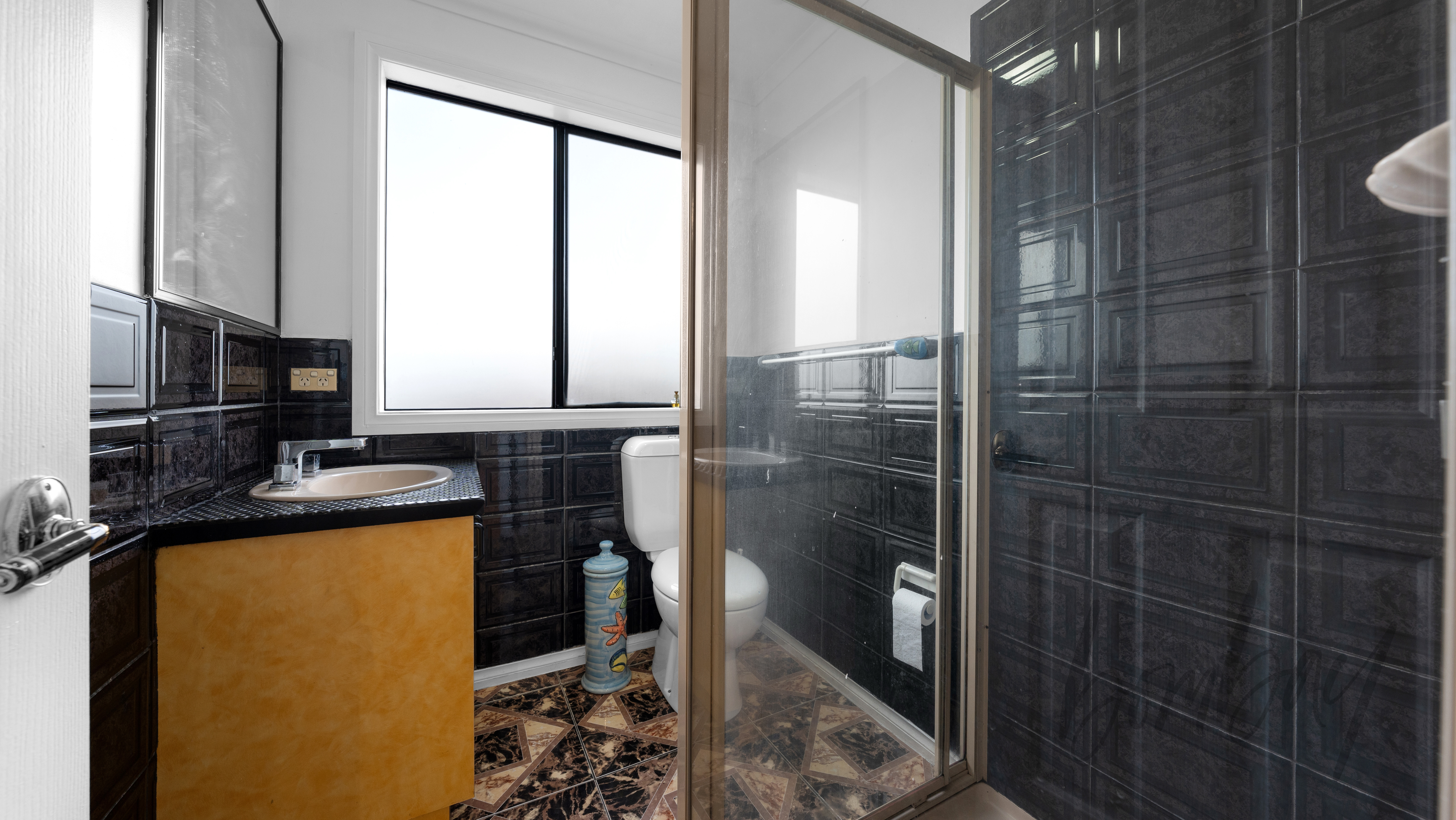 3-bedroom house at 7 SUNNYBROOK COURT, Craigieburn VIC 3064, Hume, Victoria