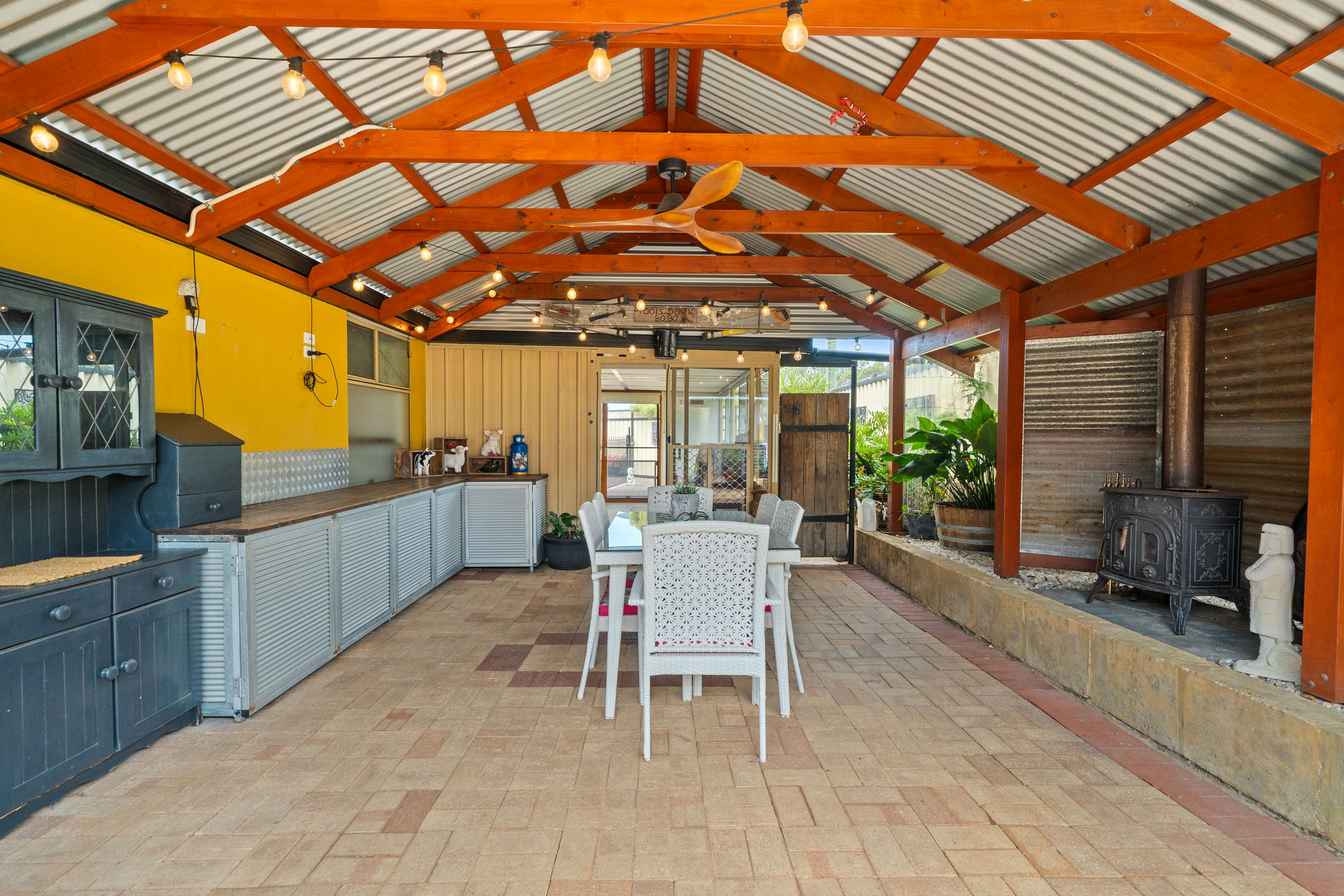 2 FIRST AVENUE, Mandurah WA 6210 - Image 10