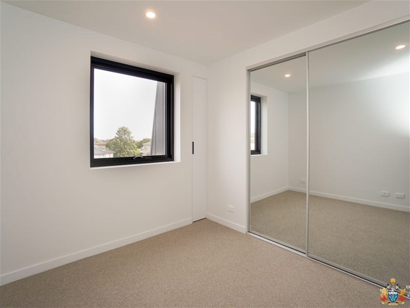 1-bedroom unit at 307/260 Burwood Highway, Burwood, VIC 3125, Whitehorse, Victoria