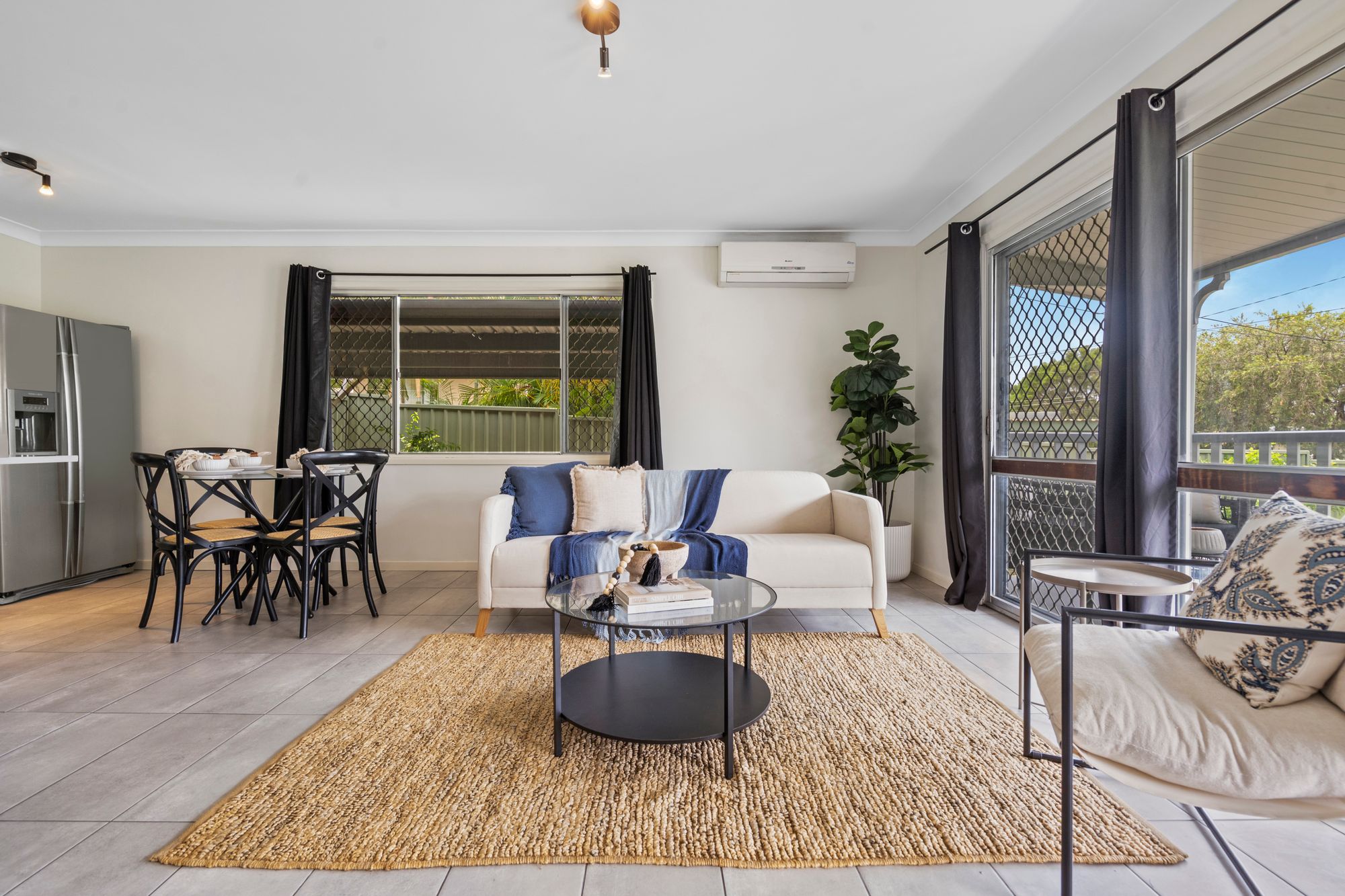 18 SKYLINE DRIVE, Kingston QLD 4114 - Image 6