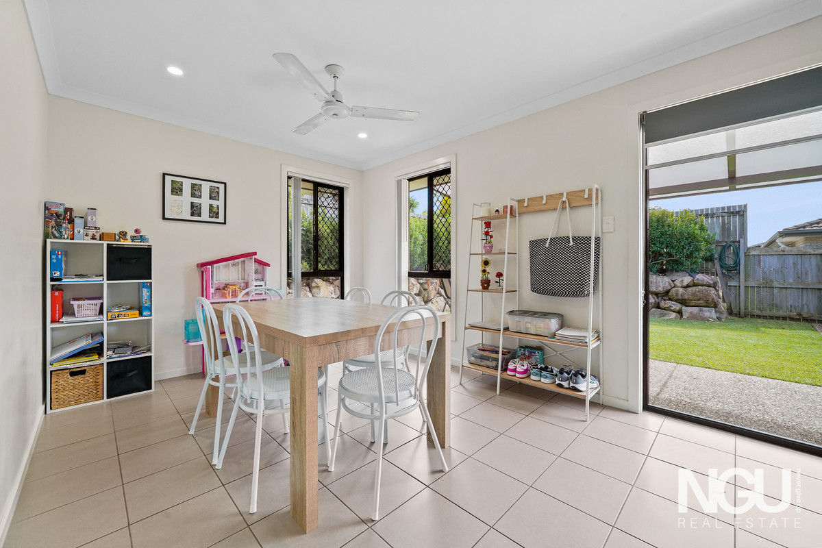 19 Coldstream Way, Holmview, QLD 4207 - Image 7
