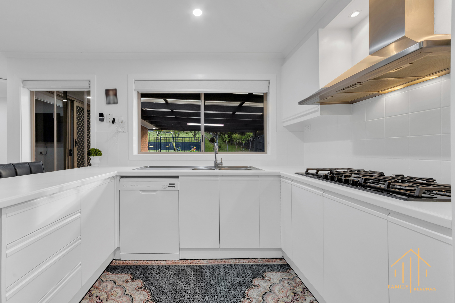 3-bedroom house at 4 Blackwood Drive, Hampton Park, VIC 3976, Casey, Victoria