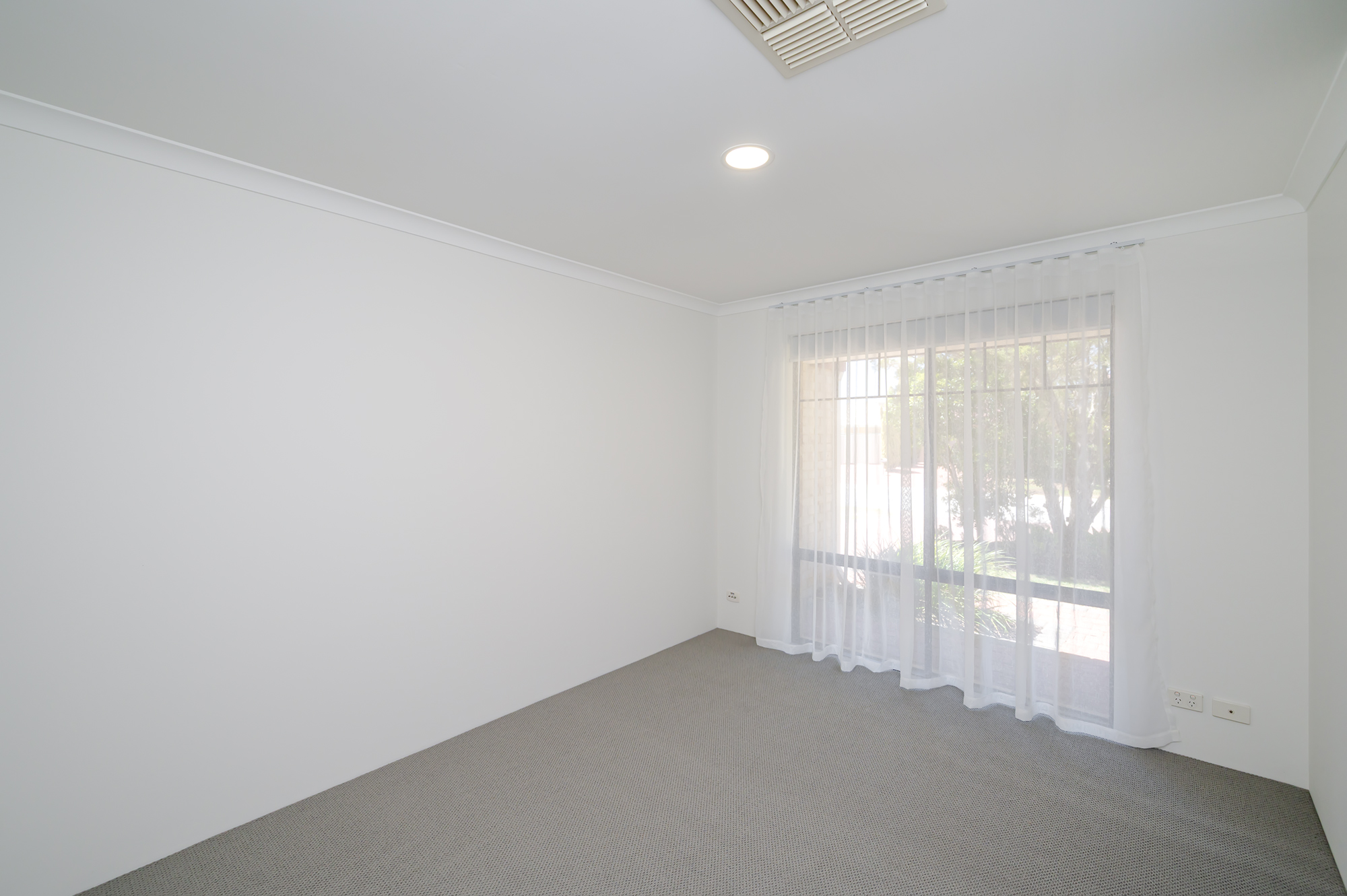 6 Regency Ramble, Wattle Grove, Wa, 6107 - Image 5