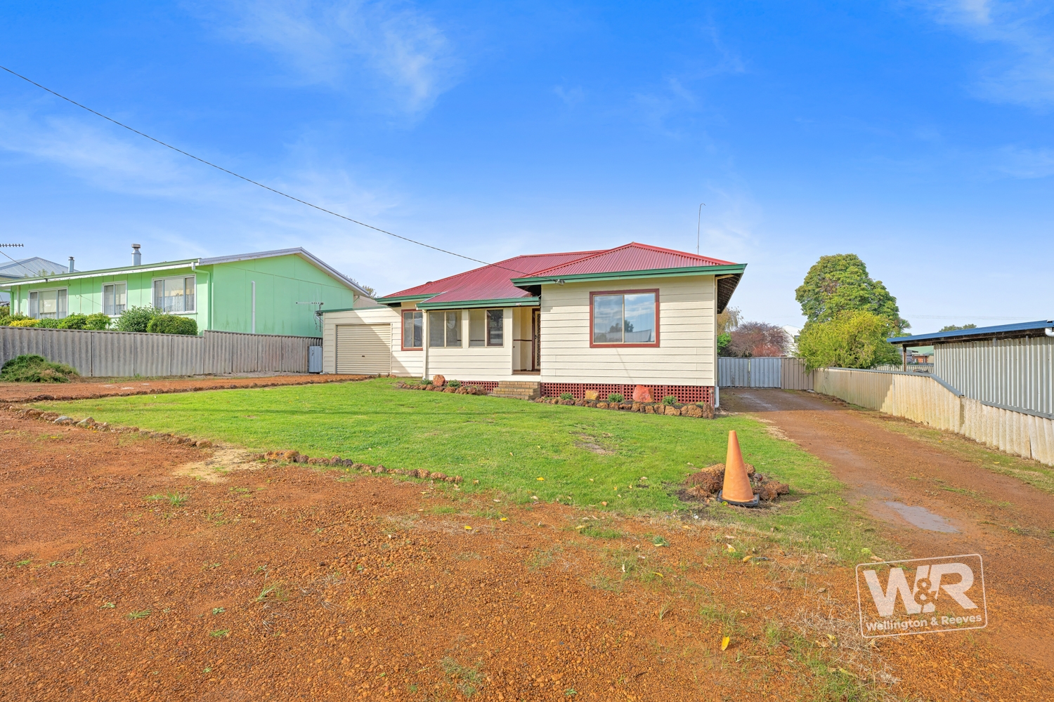 34 Broughton Street, Orana WA 6330 - Image 2