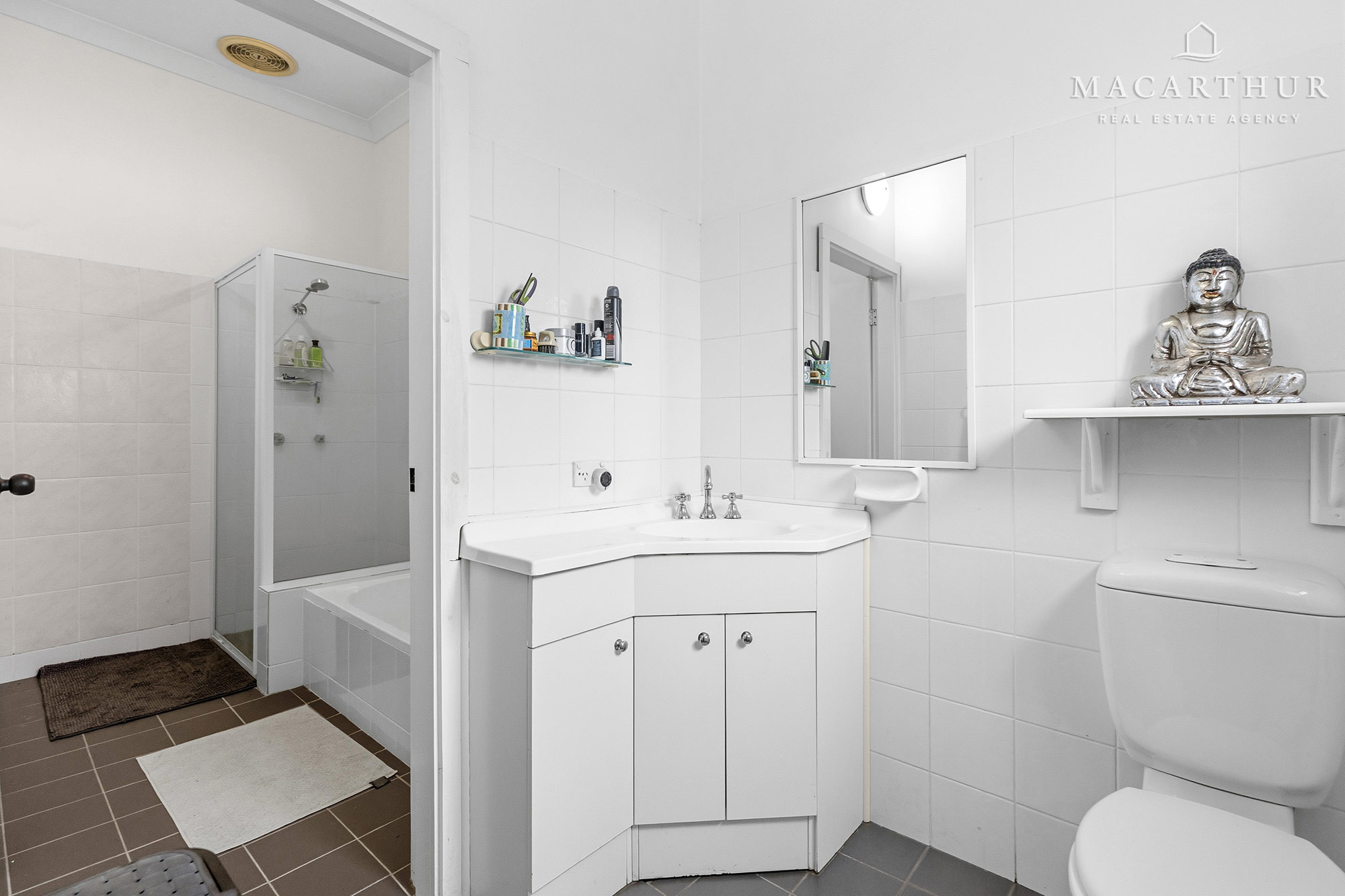 17 Grevillea Crescent, Lake Albert, NSW 2650 - Image 10