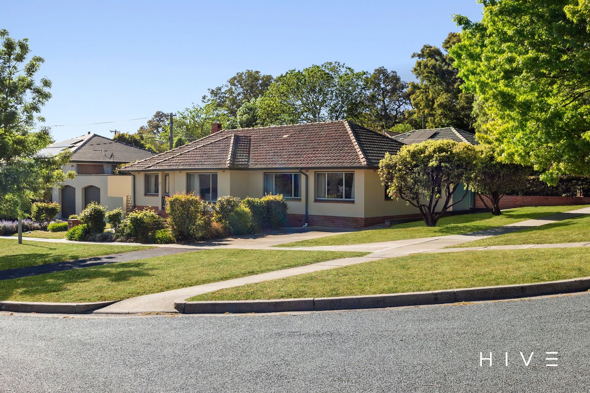 4-bedroom house at 2 Caley Crescent, Narrabundah, ACT 2604, Unincorporated Act, Australian Capital Territory