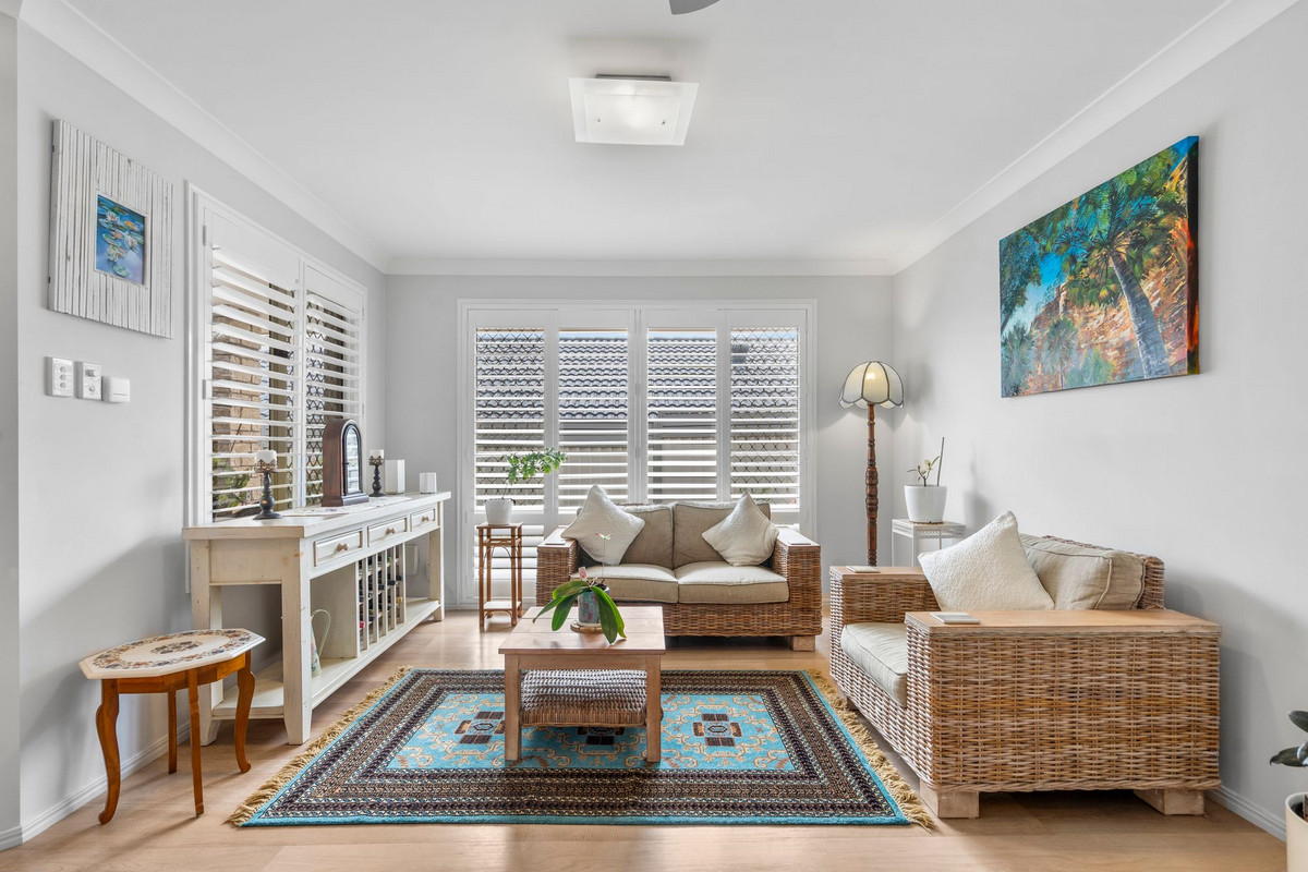 8 MURDOCK PLACE, Wakerley QLD 4154 - Image 9