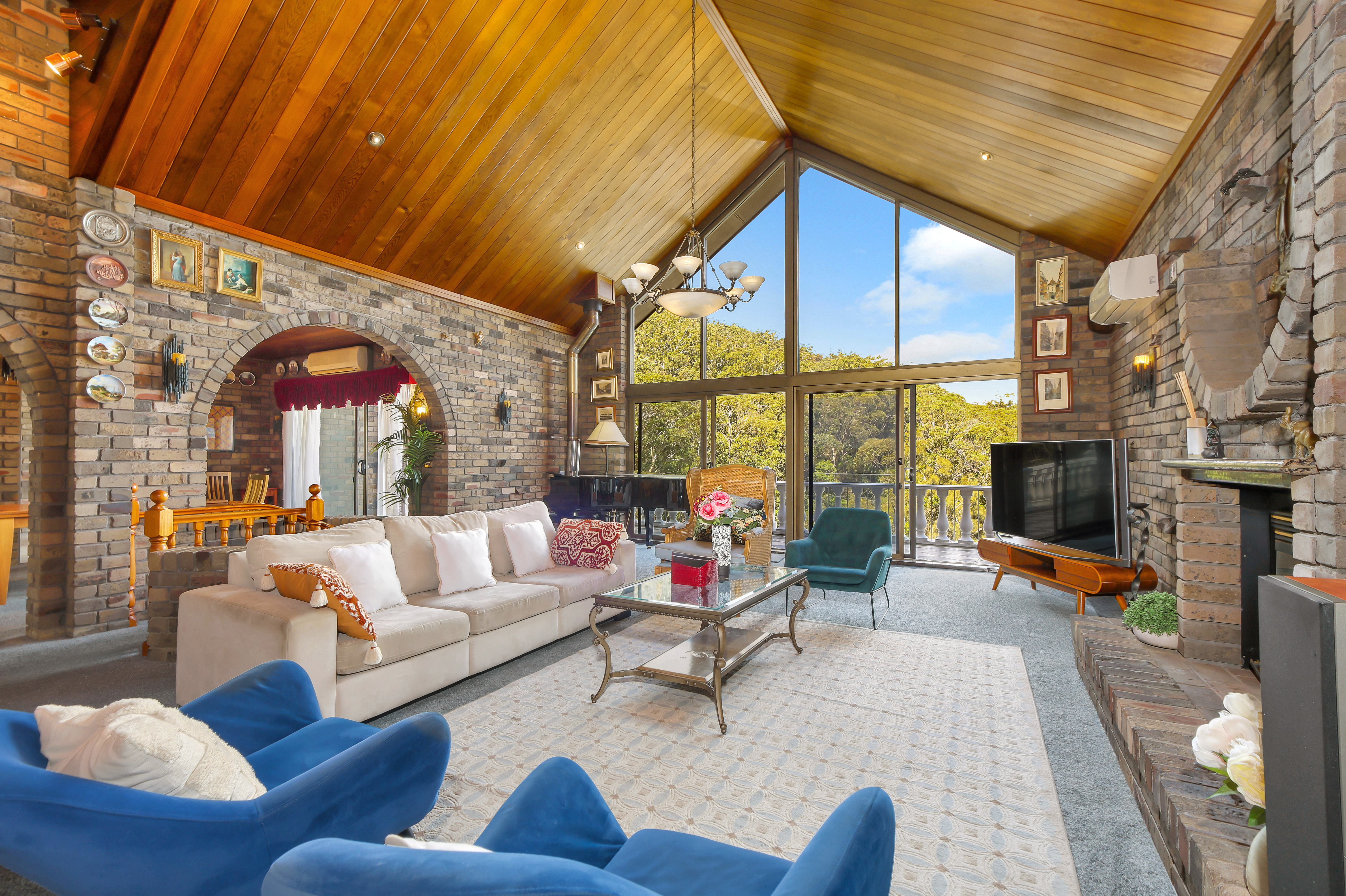 126 DALEY AVENUE, Daleys Point NSW 2257 - Image 5