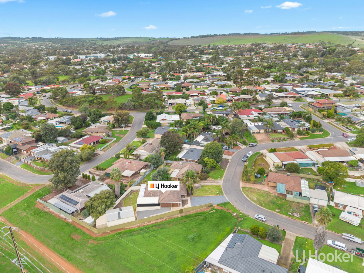 4-bedroom house at 16 KARRAWIRRA CLOSE, Craigmore SA 5114, Playford, South Australia