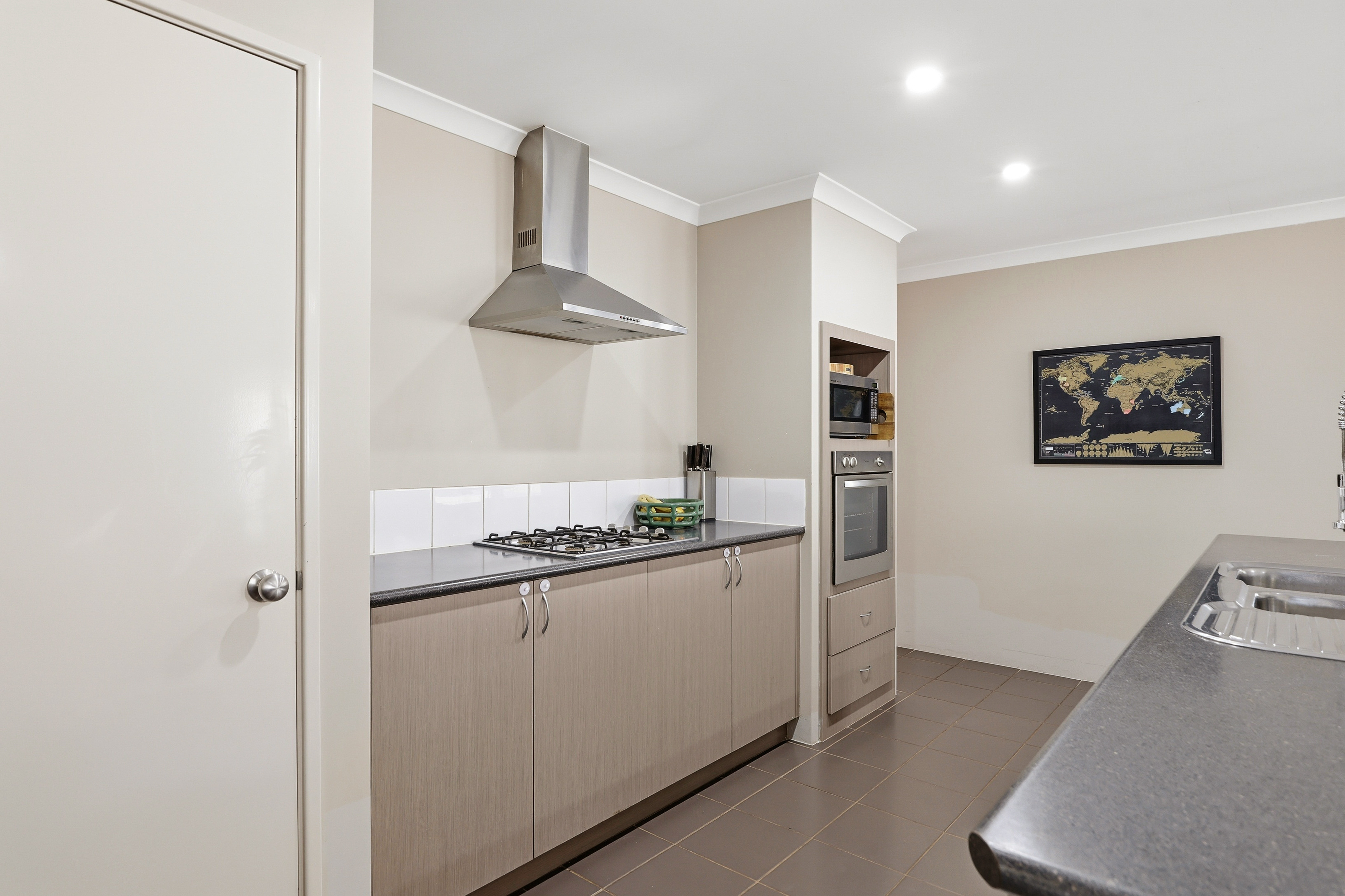 20 Almond Avenue, Shoalwater, WA 6169 - Image 10