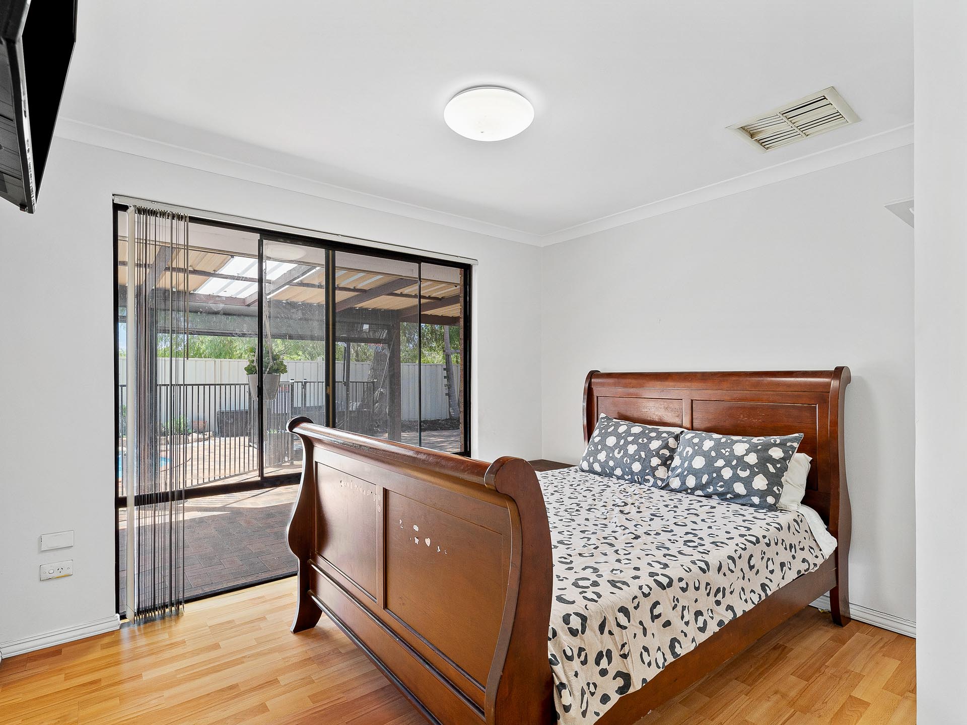 5-bedroom house at 32 FAIRWAY CRESCENT, Meadow Springs WA 6210, Mandurah, Western Australia