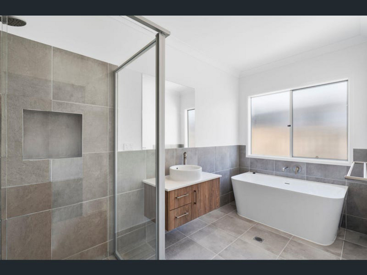 4 Hampstead Road, Jimboomba, Qld, 4280 - Image 10