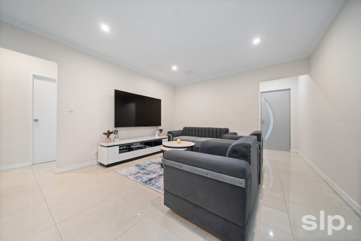 75 Dallington Crescent, Balga, WA 6061 - Image 8