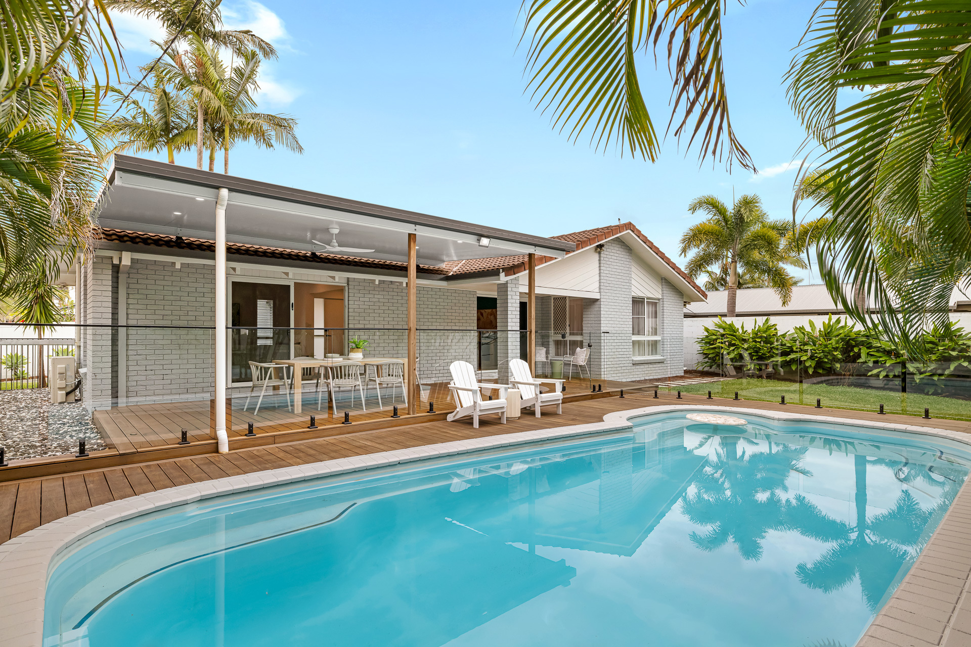 87 Cypress Drive, Broadbeach Waters QLD 4218 - Image 1