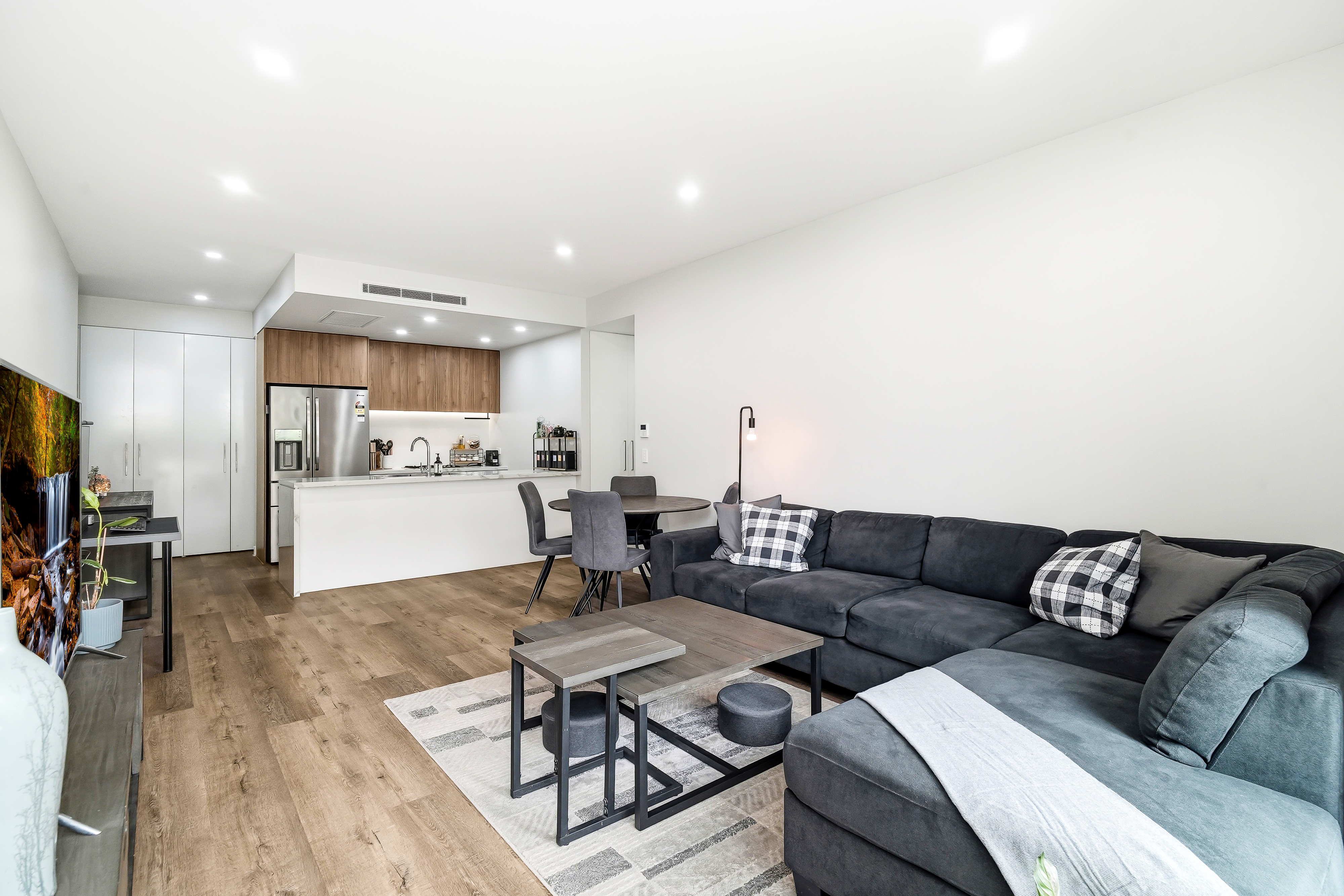 8 5 MANCHESTER DRIVE, SCHOFIELDS NSW 2762 - Image 2