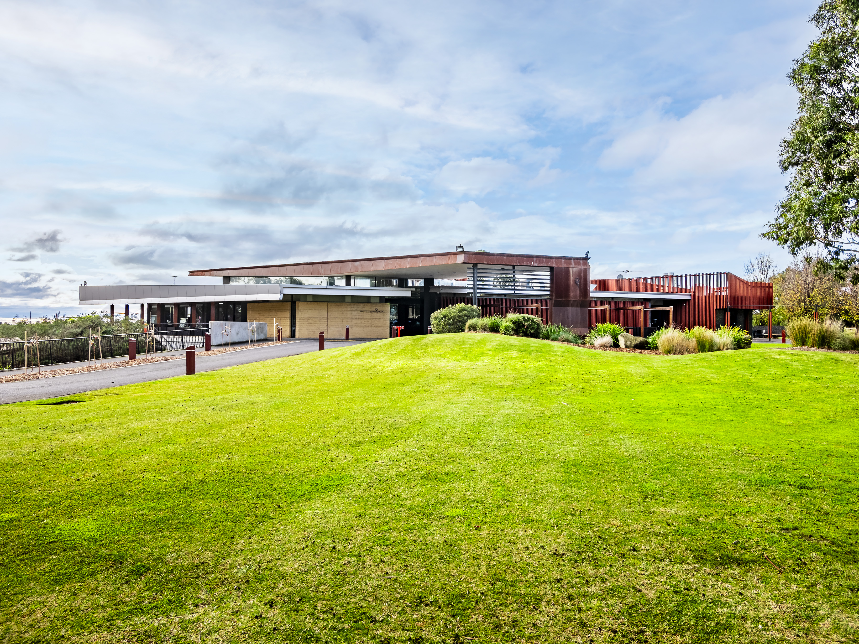 3-bedroom house at 25 Royal St. Georges Chase, Botanic Ridge, Vic, 3977, Casey, Victoria