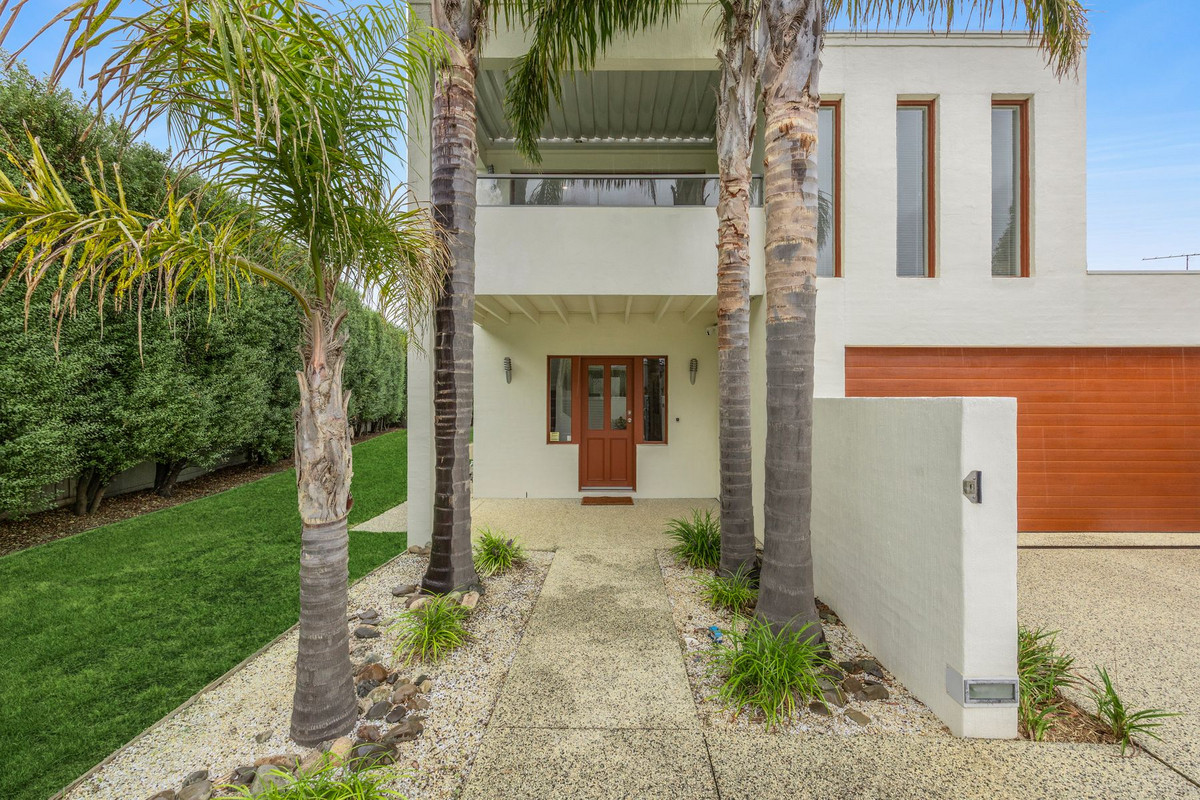 8 SEAMIST WAY, Torquay VIC 3228 - Image 3