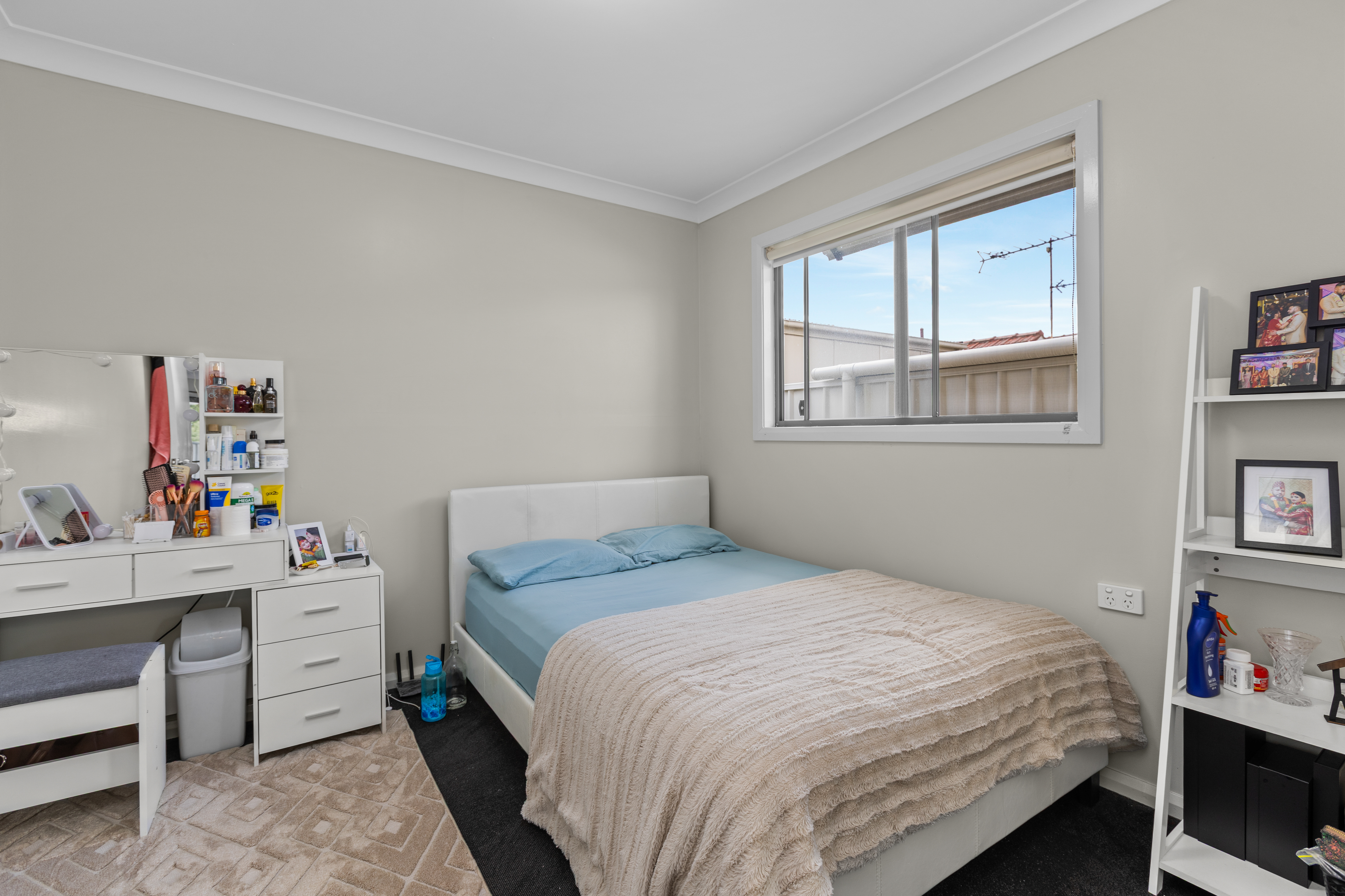 6-bedroom house at 118 BROOKS STREET, Rutherford NSW 2320, Maitland, New South Wales