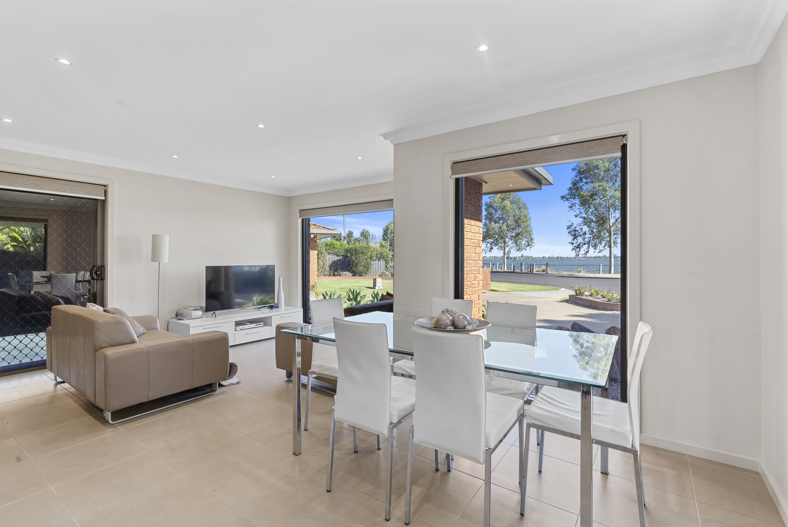 3-bedroom unit at 2 35 BANK STREET, YARRAWONGA VIC 3730, Moira, Victoria