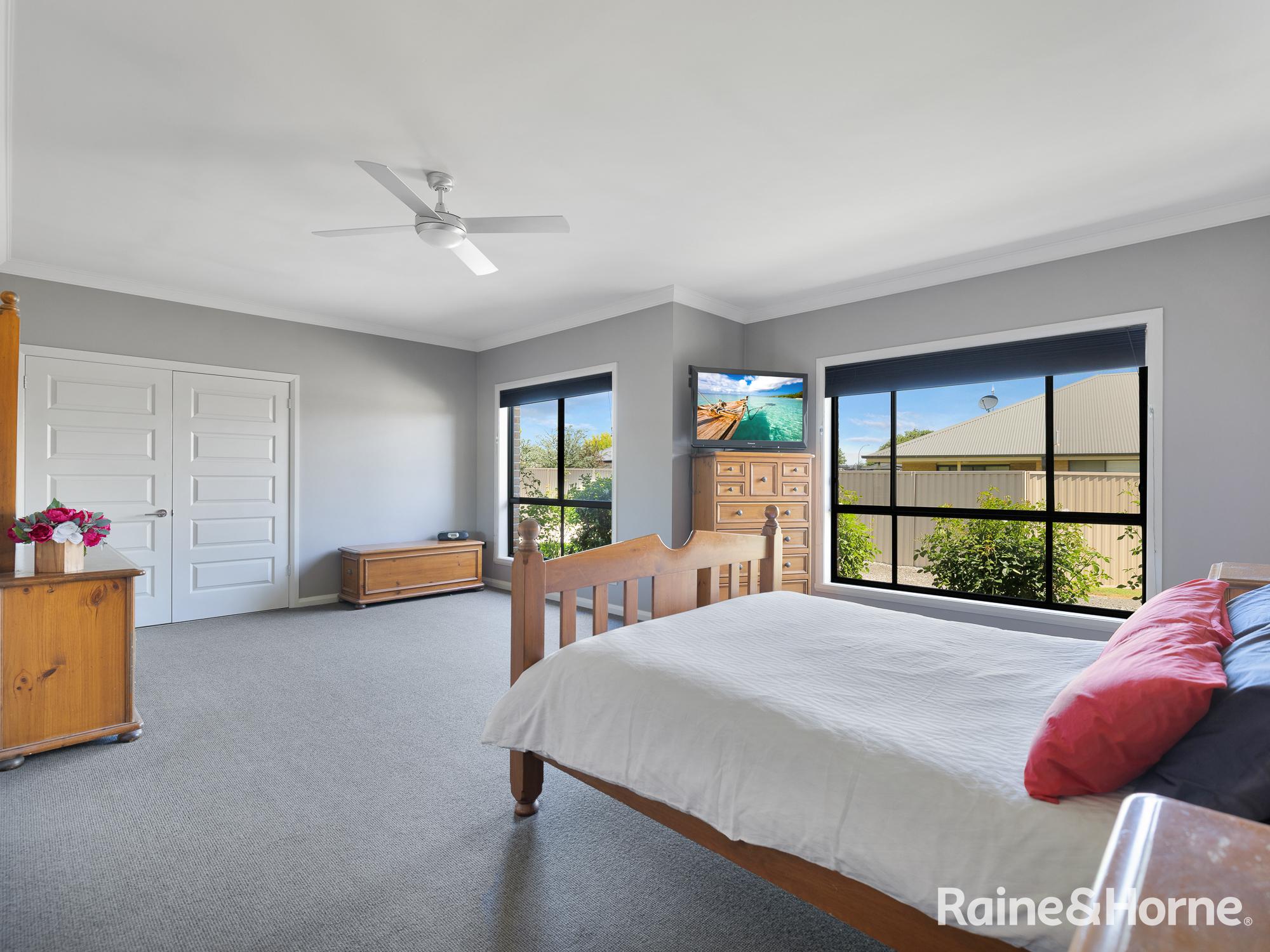 4-bedroom house at 11 Willott Close, Eglinton, NSW 2795, Bathurst, New South Wales