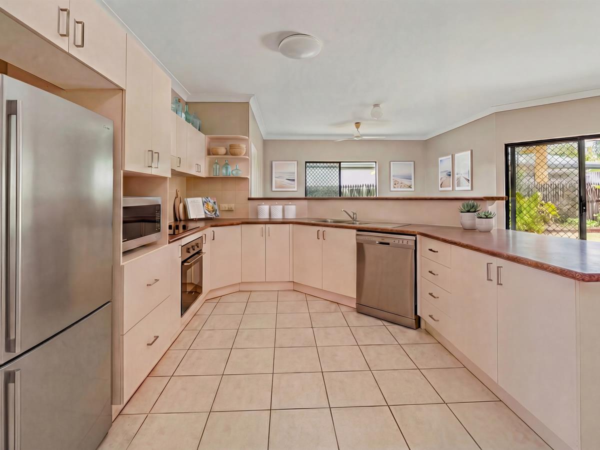 44 Wills Street, Brinsmead, QLD 4870 - Image 5