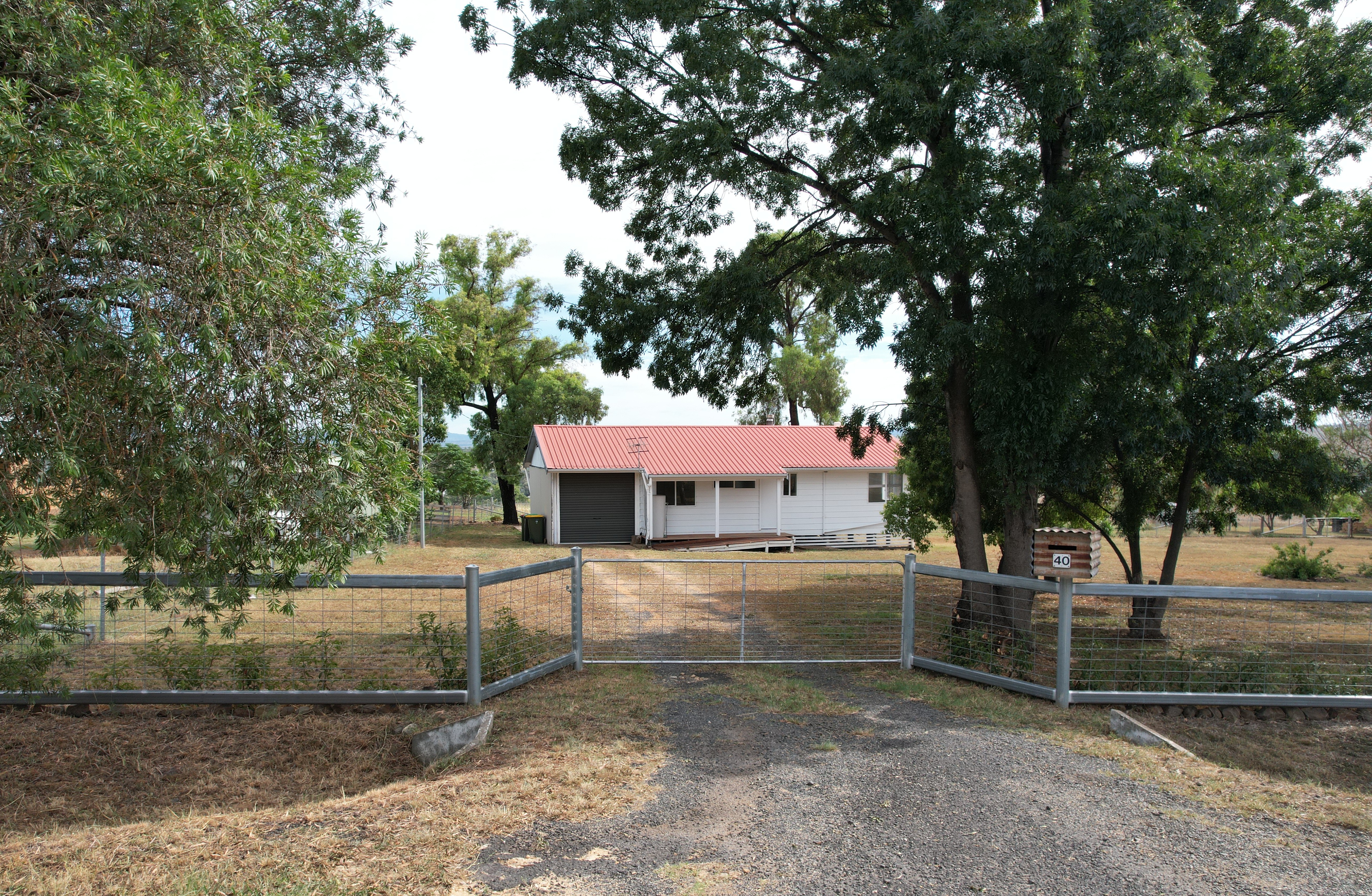 3-bedroom unit at 40 Hall Road, Merriwa, NSW 2329, Upper Hunter, New South Wales