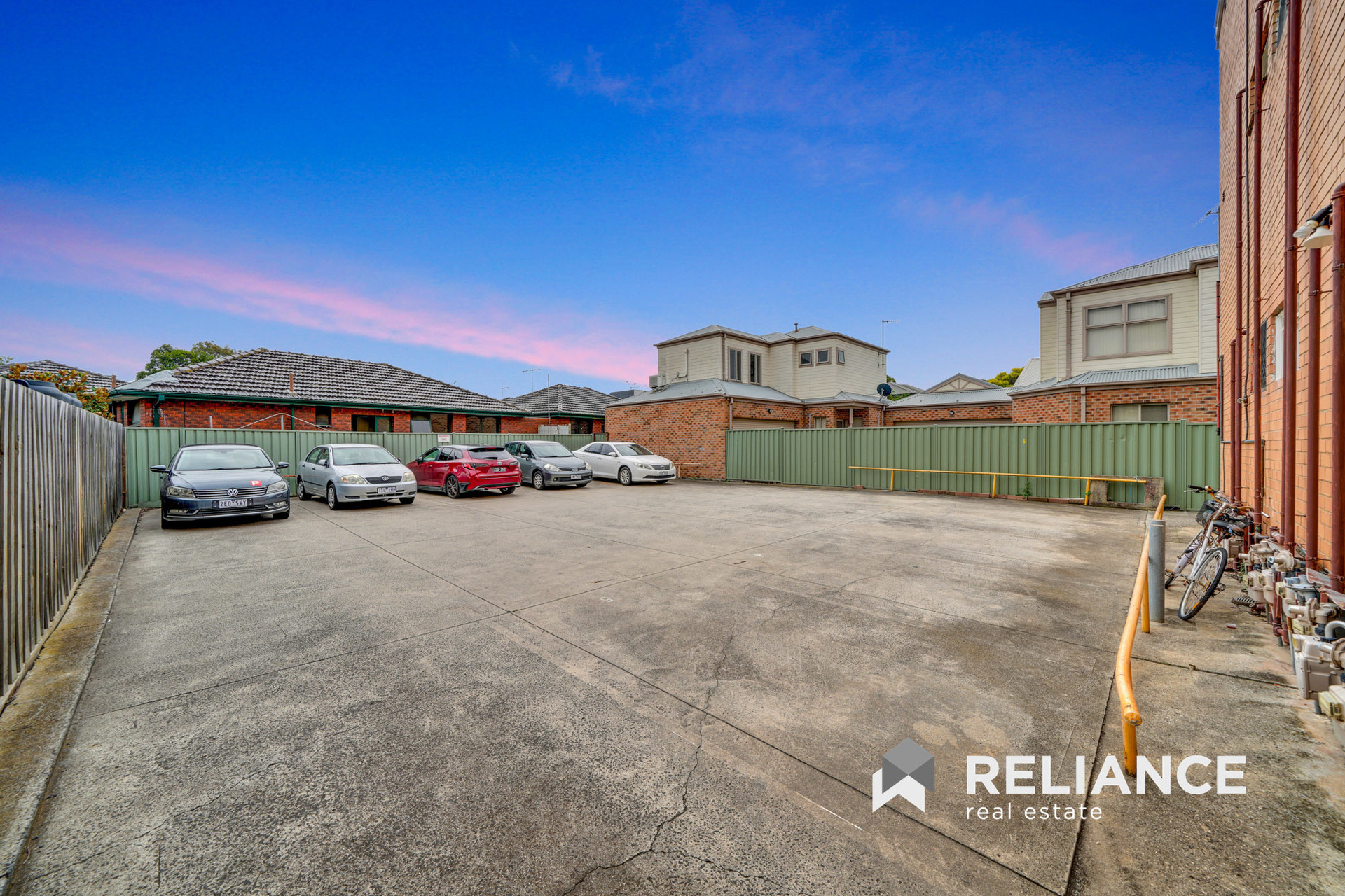 12 90 ROBERTS STREET, WEST FOOTSCRAY VIC 3012 - Image 9