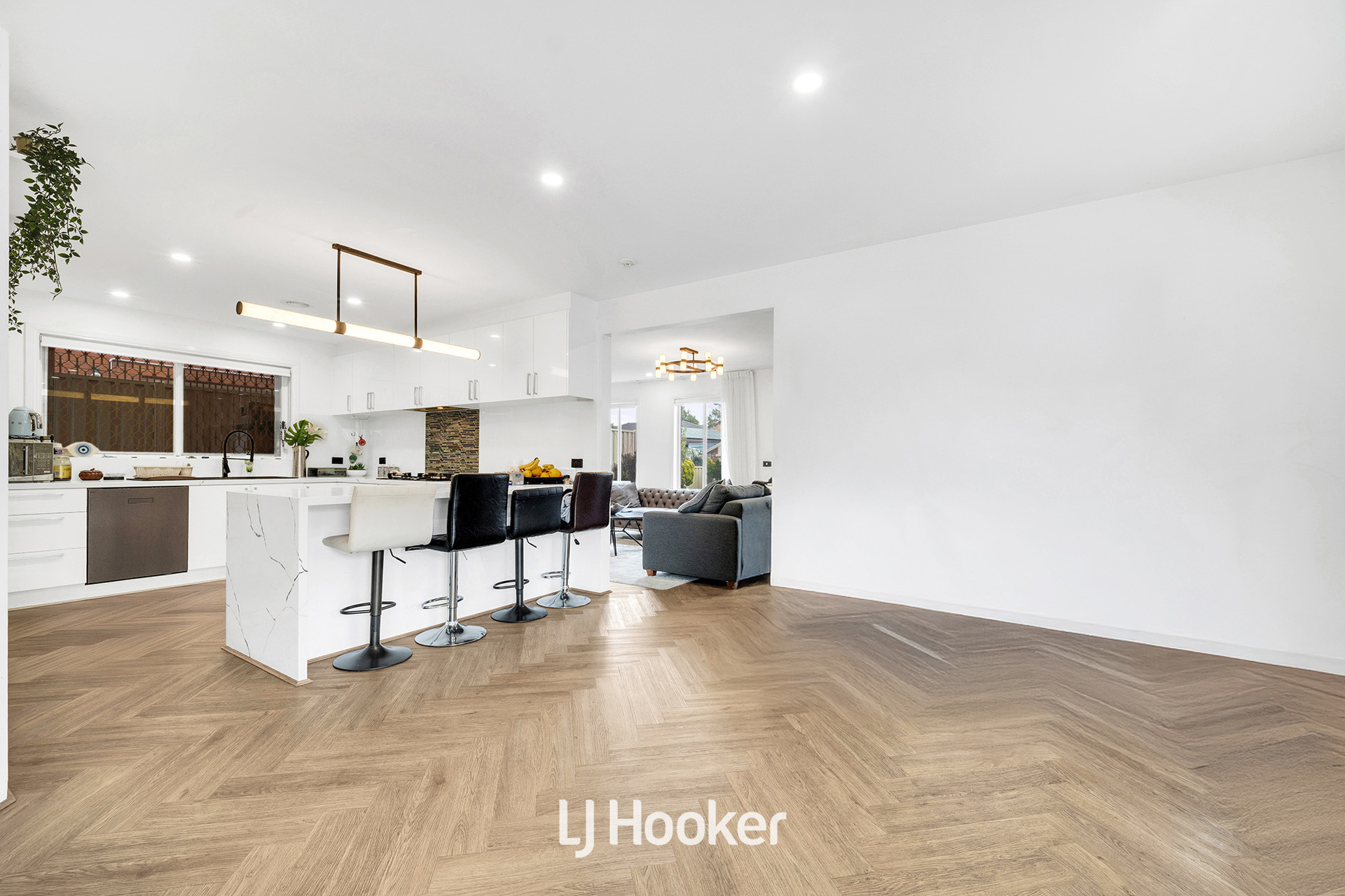 4-bedroom house at 5 Erin Place, Keysborough, VIC 3173, Greater Dandenong, Victoria