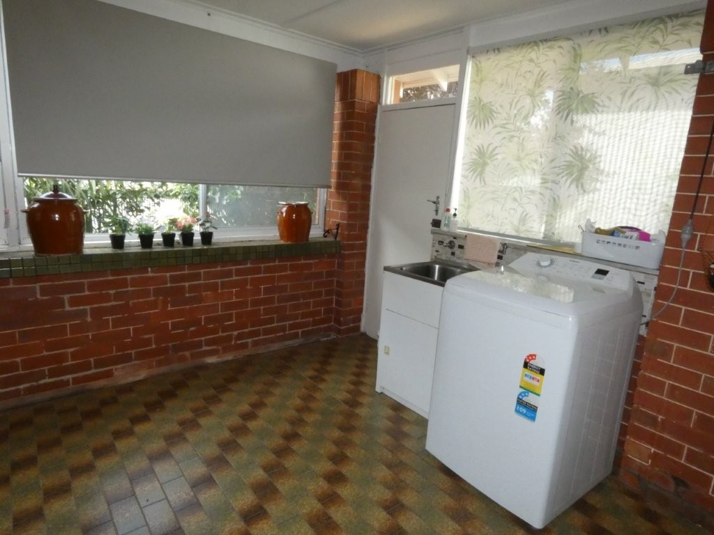 4-bedroom house at 214 Scott Street, Warracknabeal, VIC 3393, Yarriambiack, Victoria