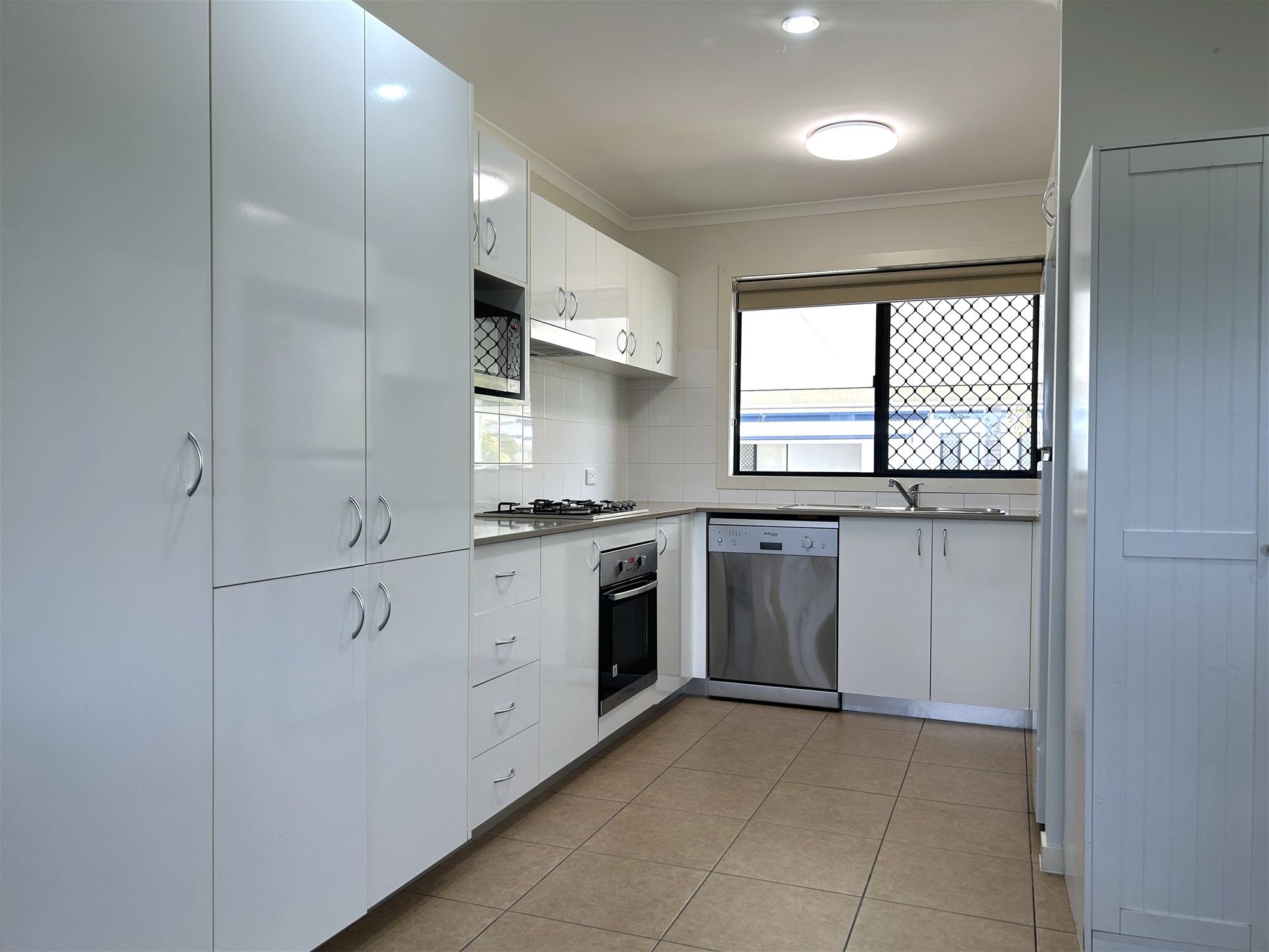 2-bedroom unit at 9/3 Mckenzie St, Middlemount, Qld, 4746, Isaac, Queensland