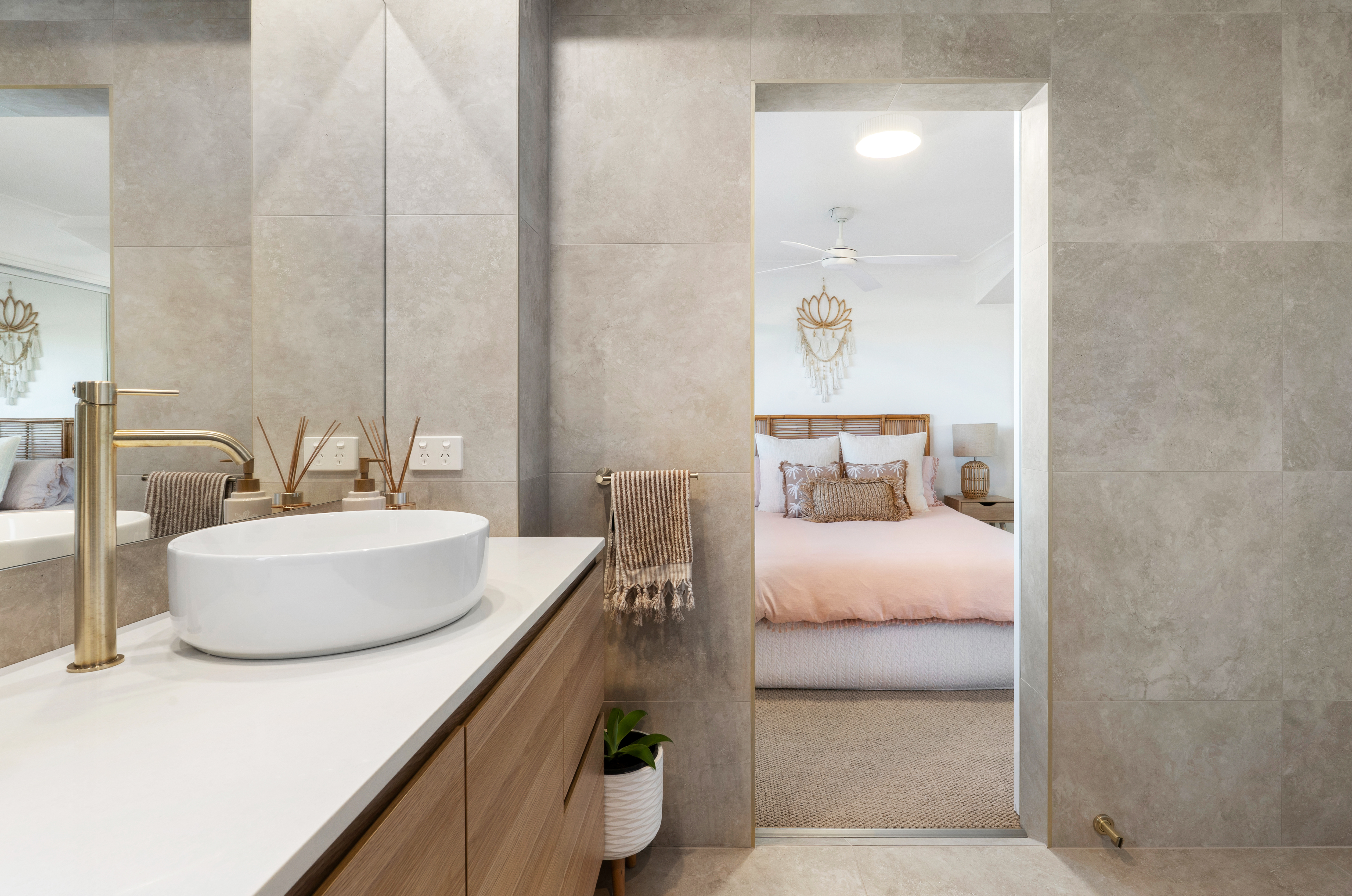 2-bedroom unit at 21/21-25 Peerless Avenue, Mermaid Beach, QLD 4218, Gold Coast, Queensland