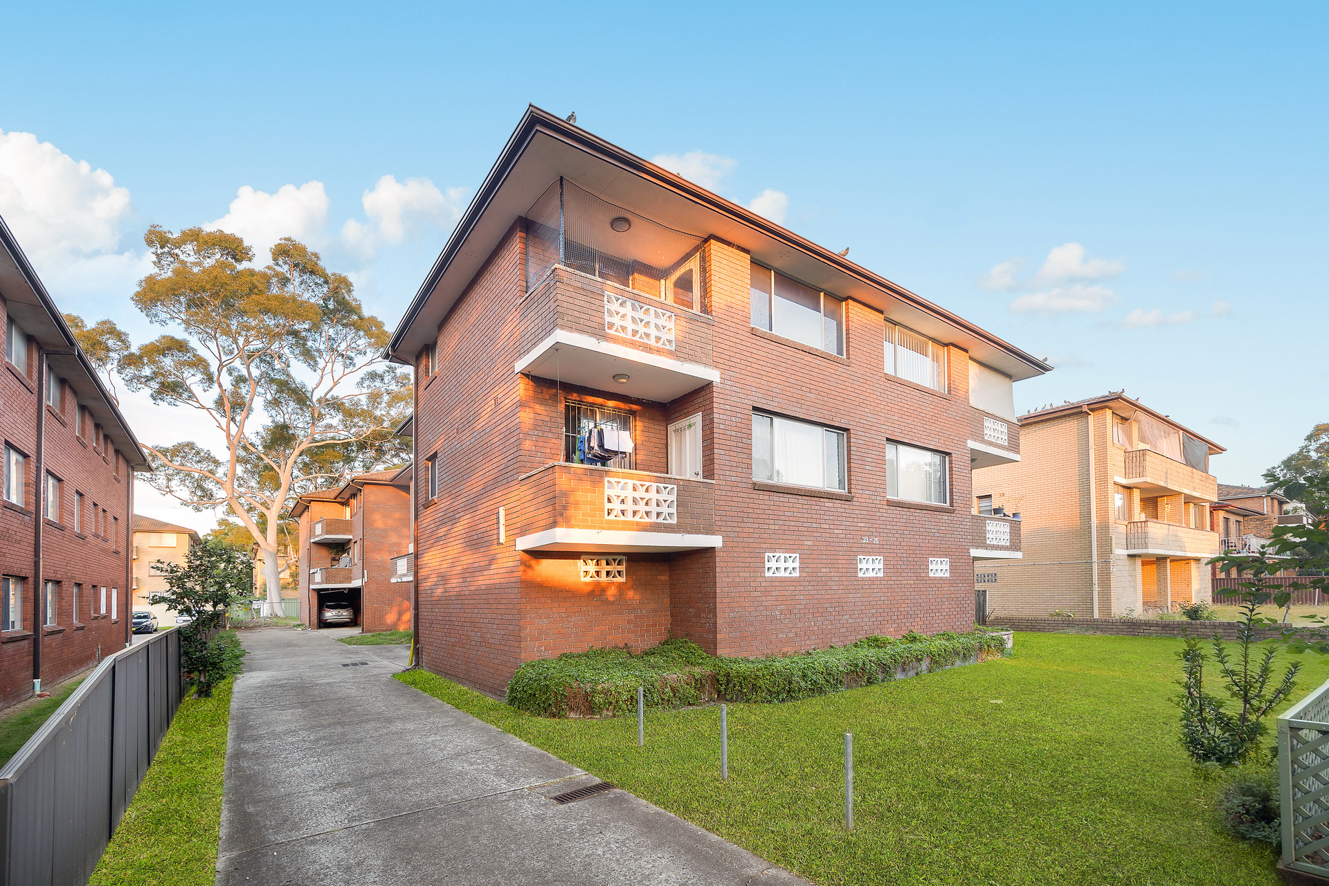 8/23 The Trongate, Granville, NSW 2142 - Image 1
