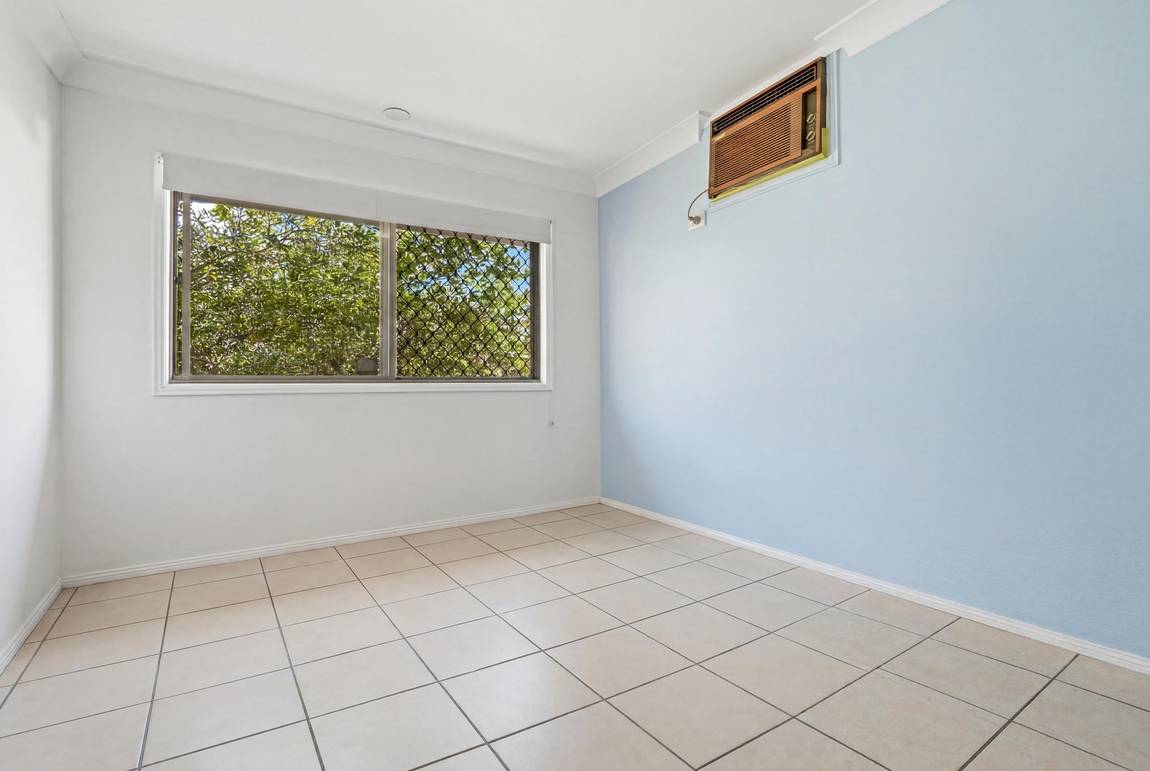 4-bedroom house at 12 Conradi Avenue, Crestmead, QLD 4132, Logan, Queensland