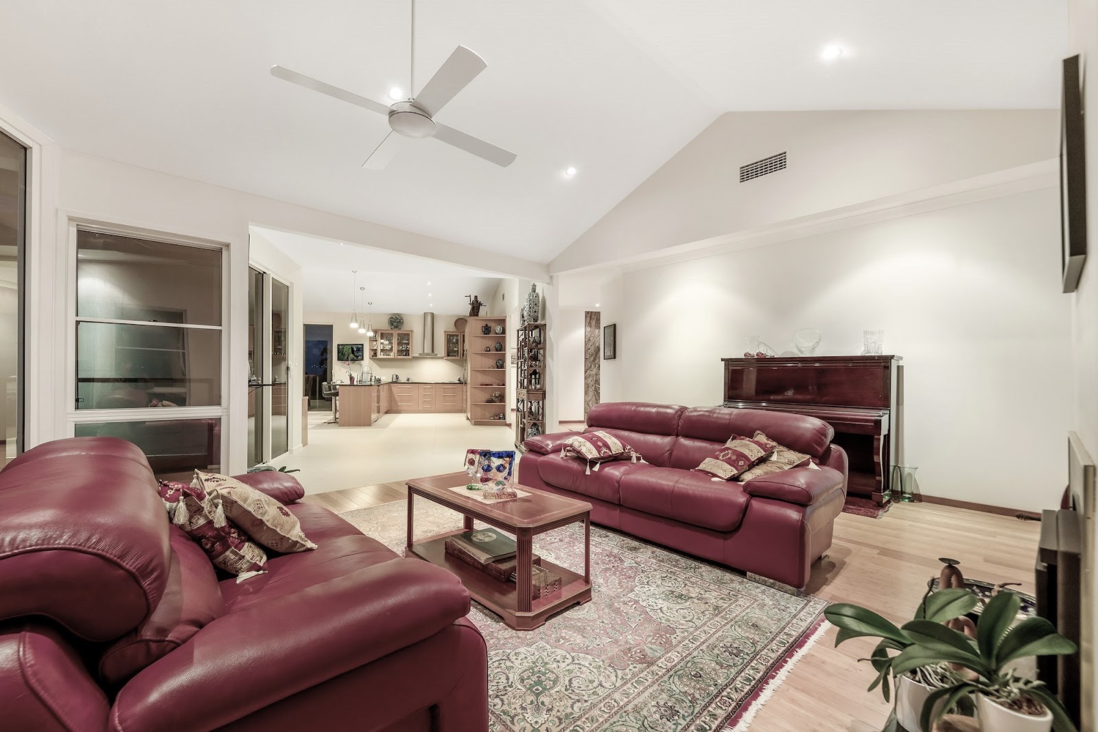 241 The Panorama, Tallai, Qld, 4213 - Image 7