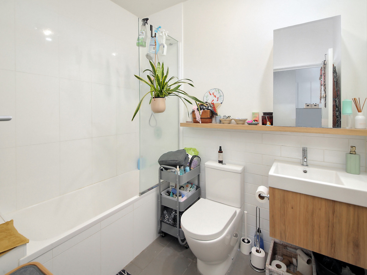 4 20 HELLES STREET, MOOROOKA QLD 4105 - Image 8