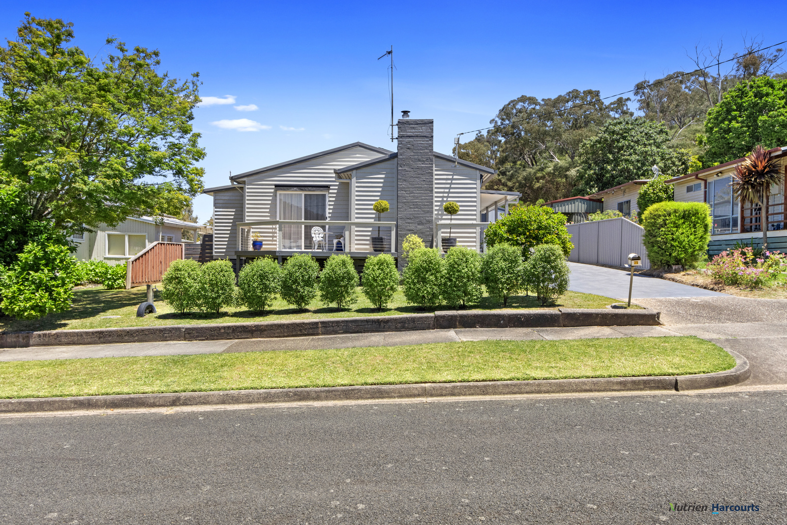 25 FIFTH STREET, Eildon VIC 3713 - Image 1