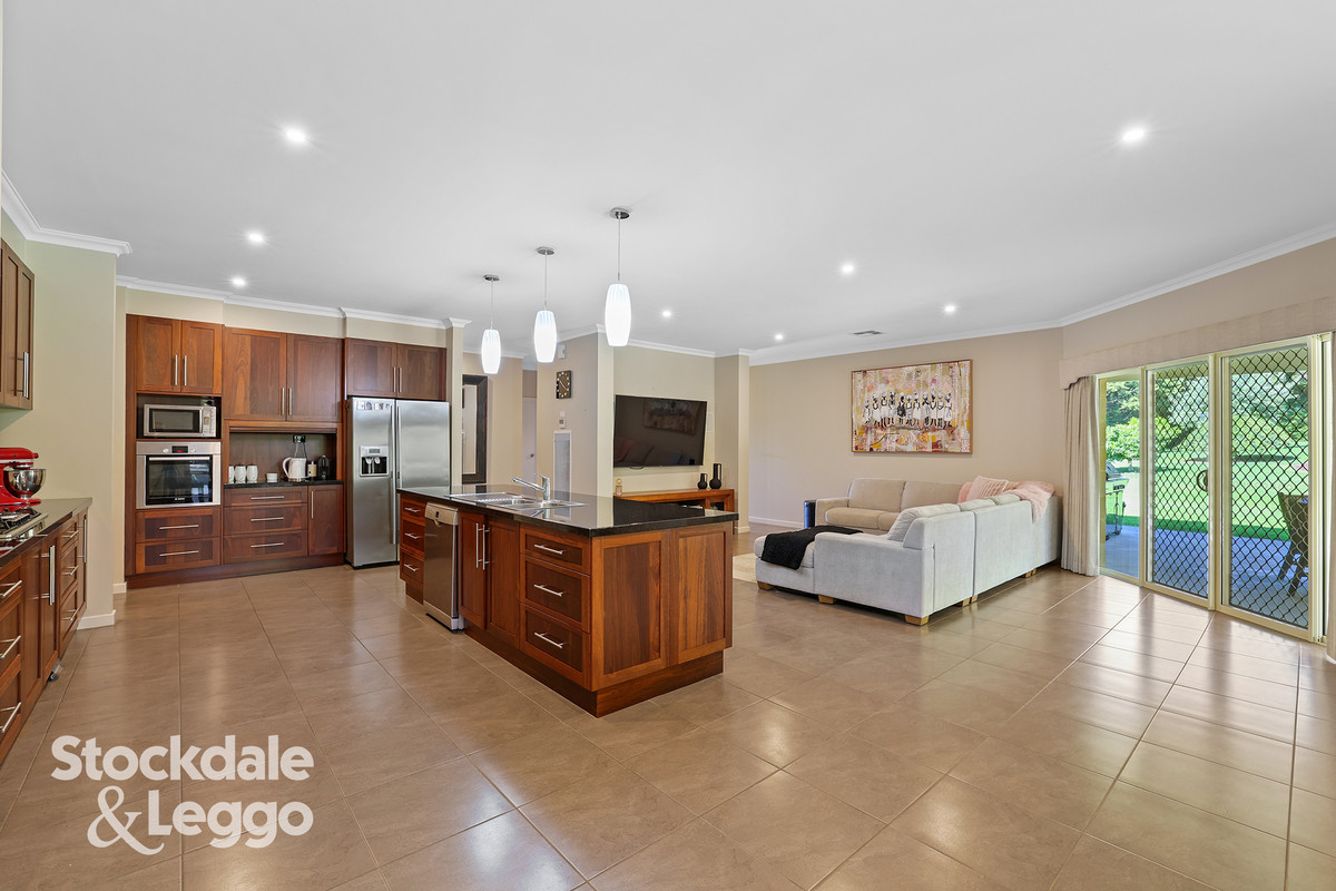 5-bedroom house at 6 Josephine Crescent, Mirboo North, VIC 3871, South Gippsland, Victoria