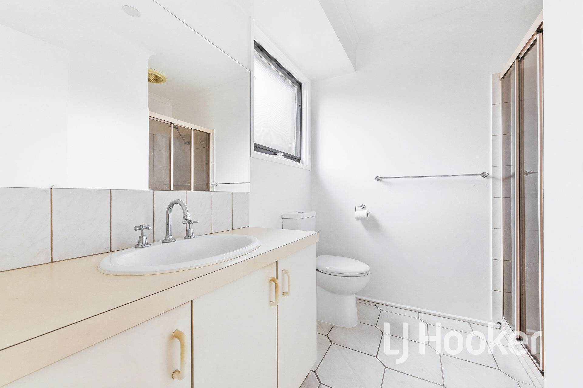 3-bedroom house at 29 SAFFRON DRIVE, Hallam VIC 3803, Casey, Victoria