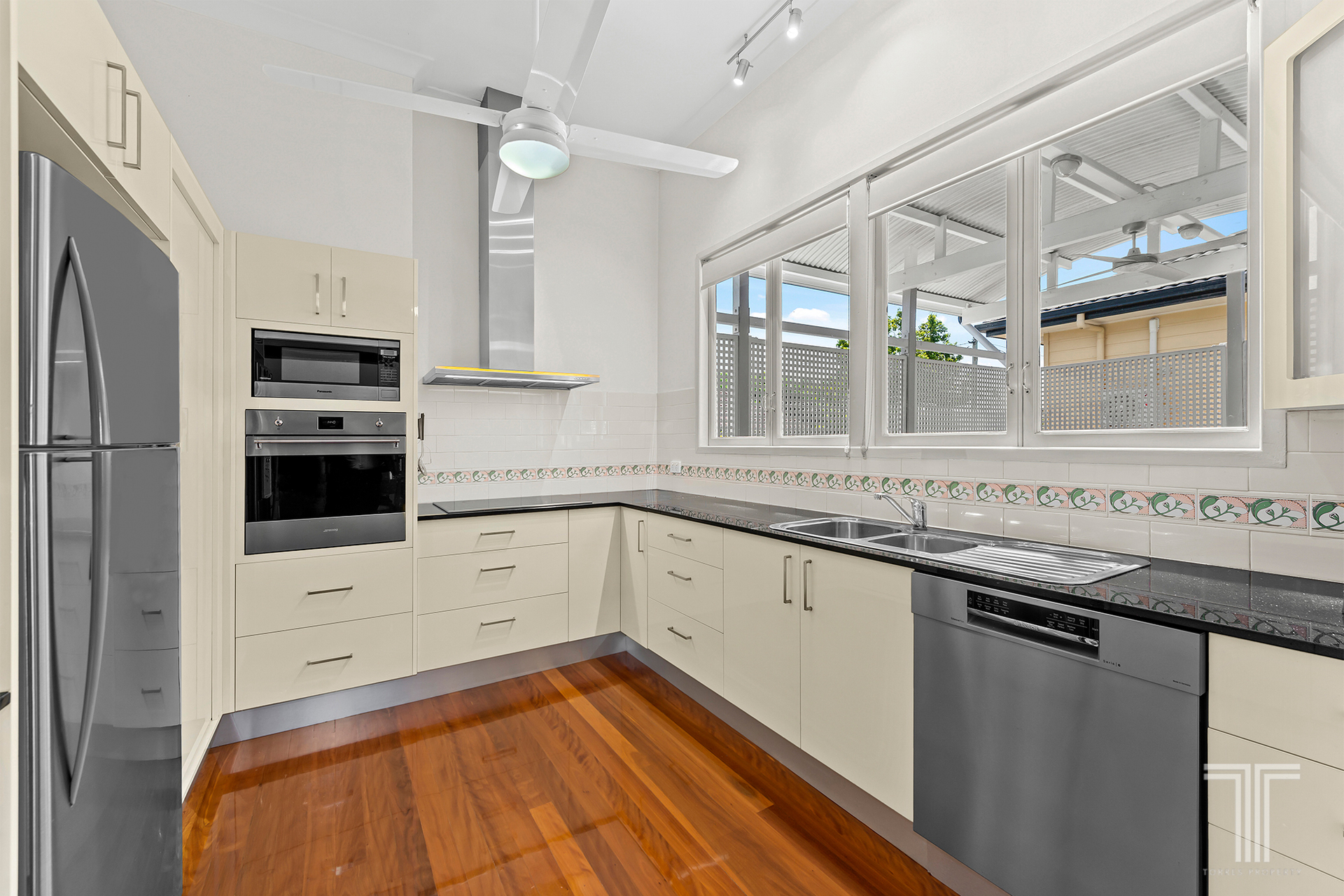 4-bedroom house at 41 Riddings Street, Coorparoo, QLD 4151, Brisbane, Queensland