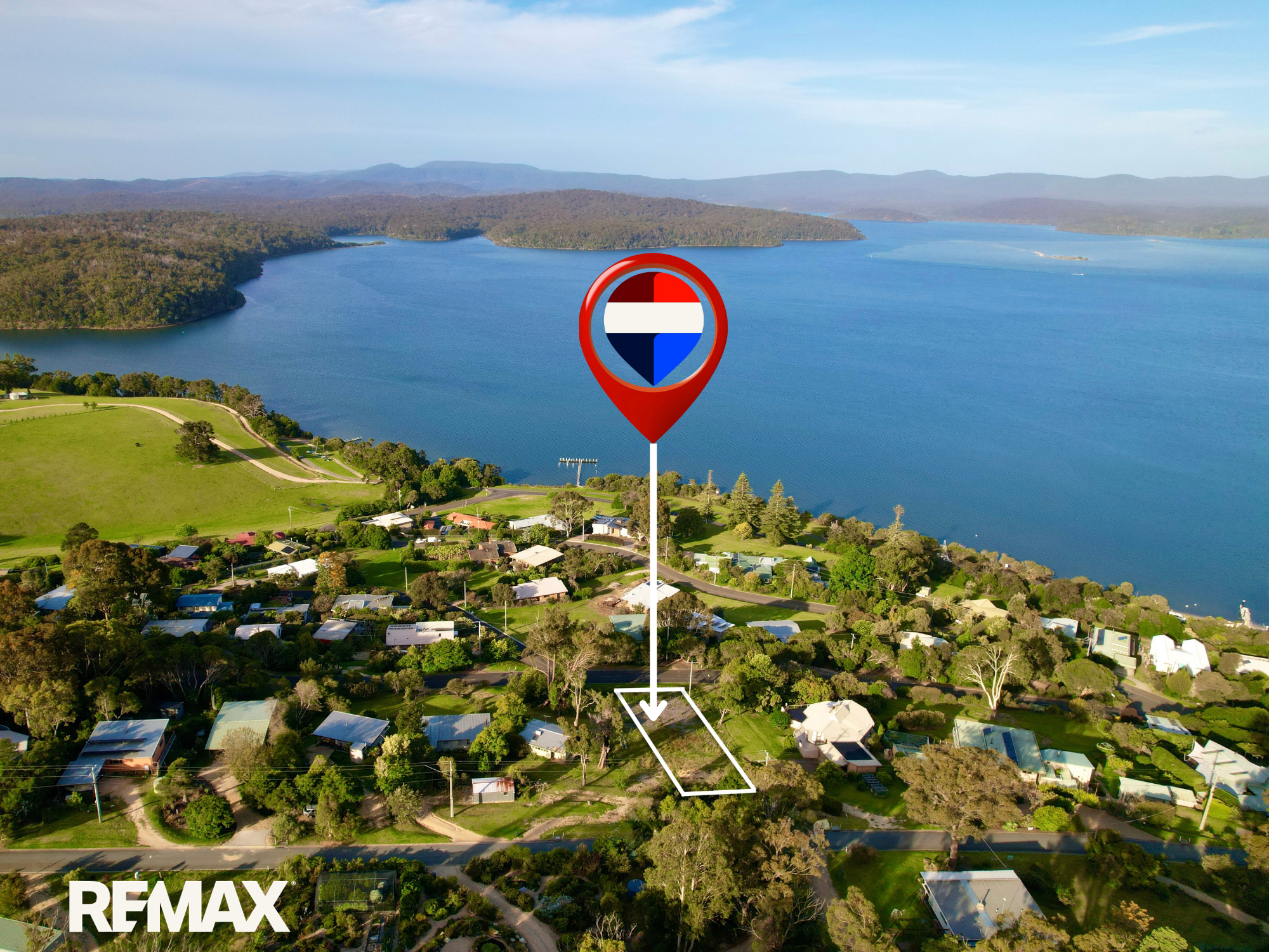 1-bedroom unit at 40 Karbeethong Avenue, Mallacoota, VIC 3892, East Gippsland, Victoria