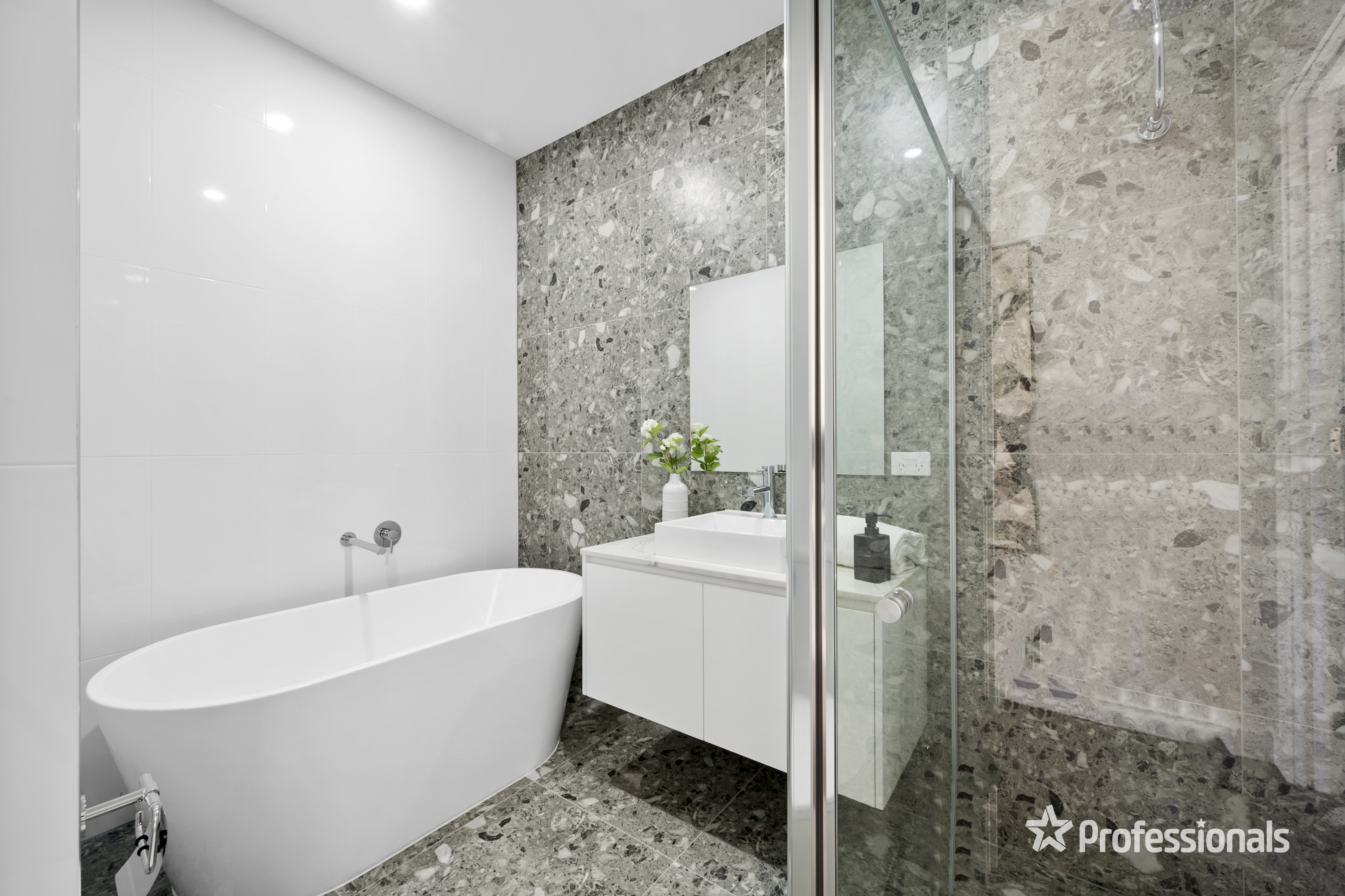 5&6/5 Manikato Avenue, Mordialloc, Vic, 3195 - Image 8