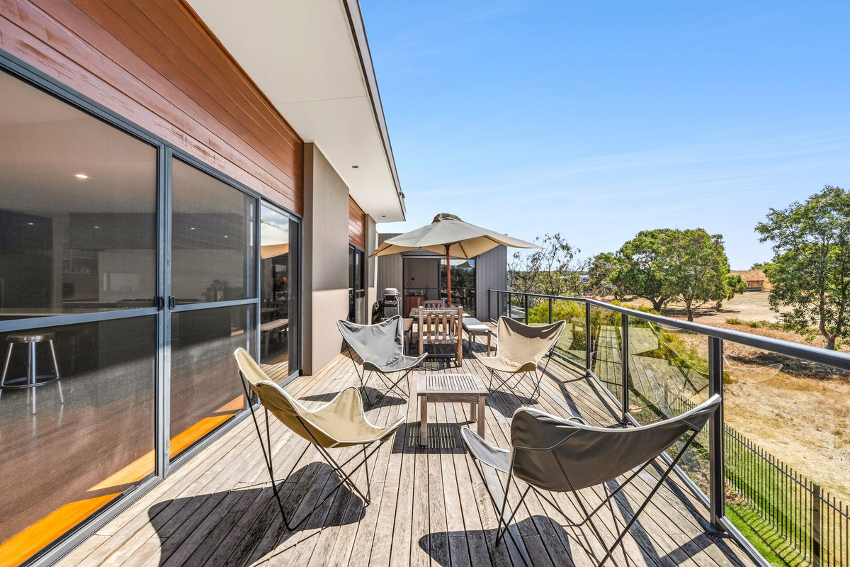 6 DRUIDS GLEN, Torquay VIC 3228 - Image 8
