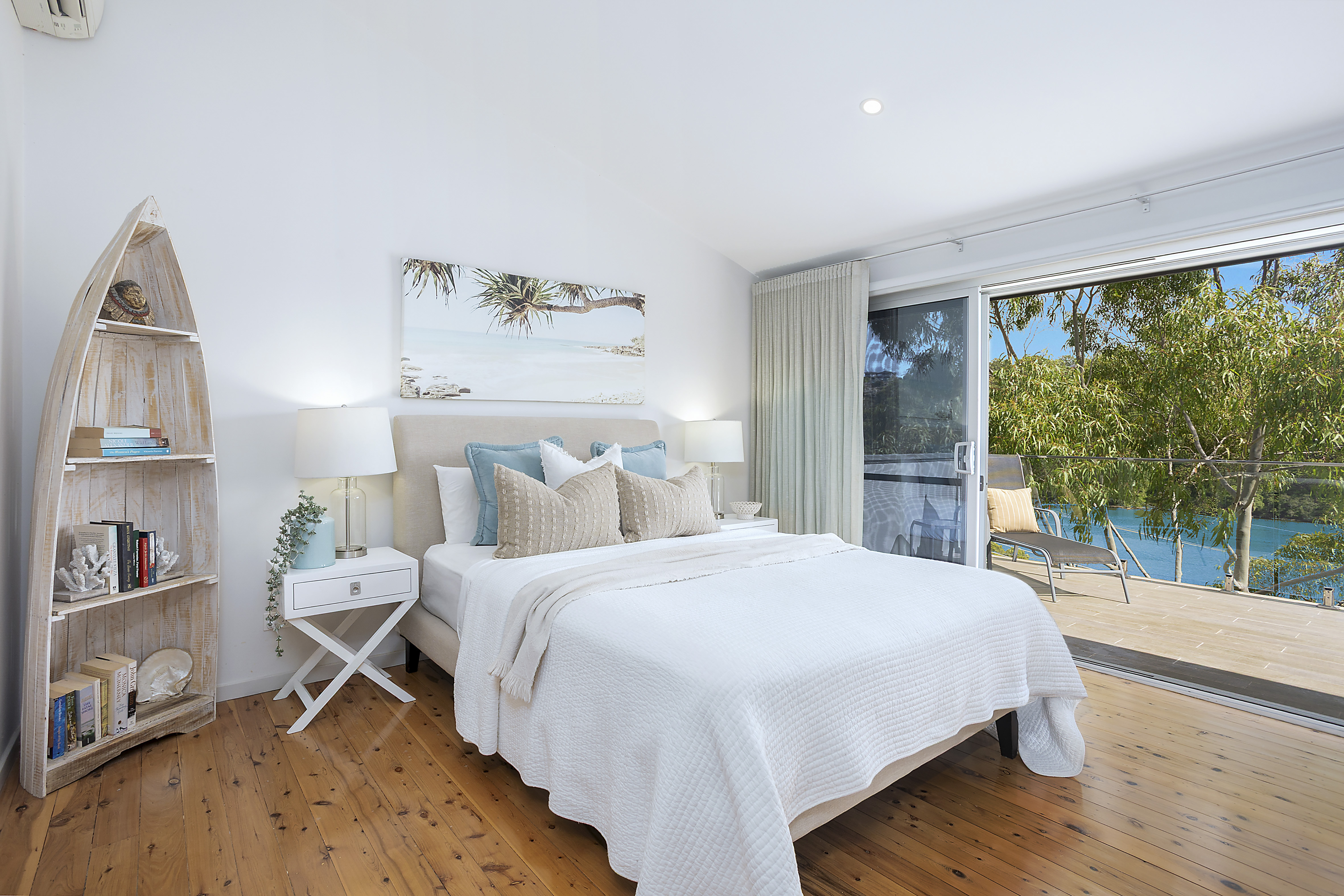 4-bedroom house at 127 Lower Washington Drive, Bonnet Bay, NSW 2226, Sutherland, New South Wales