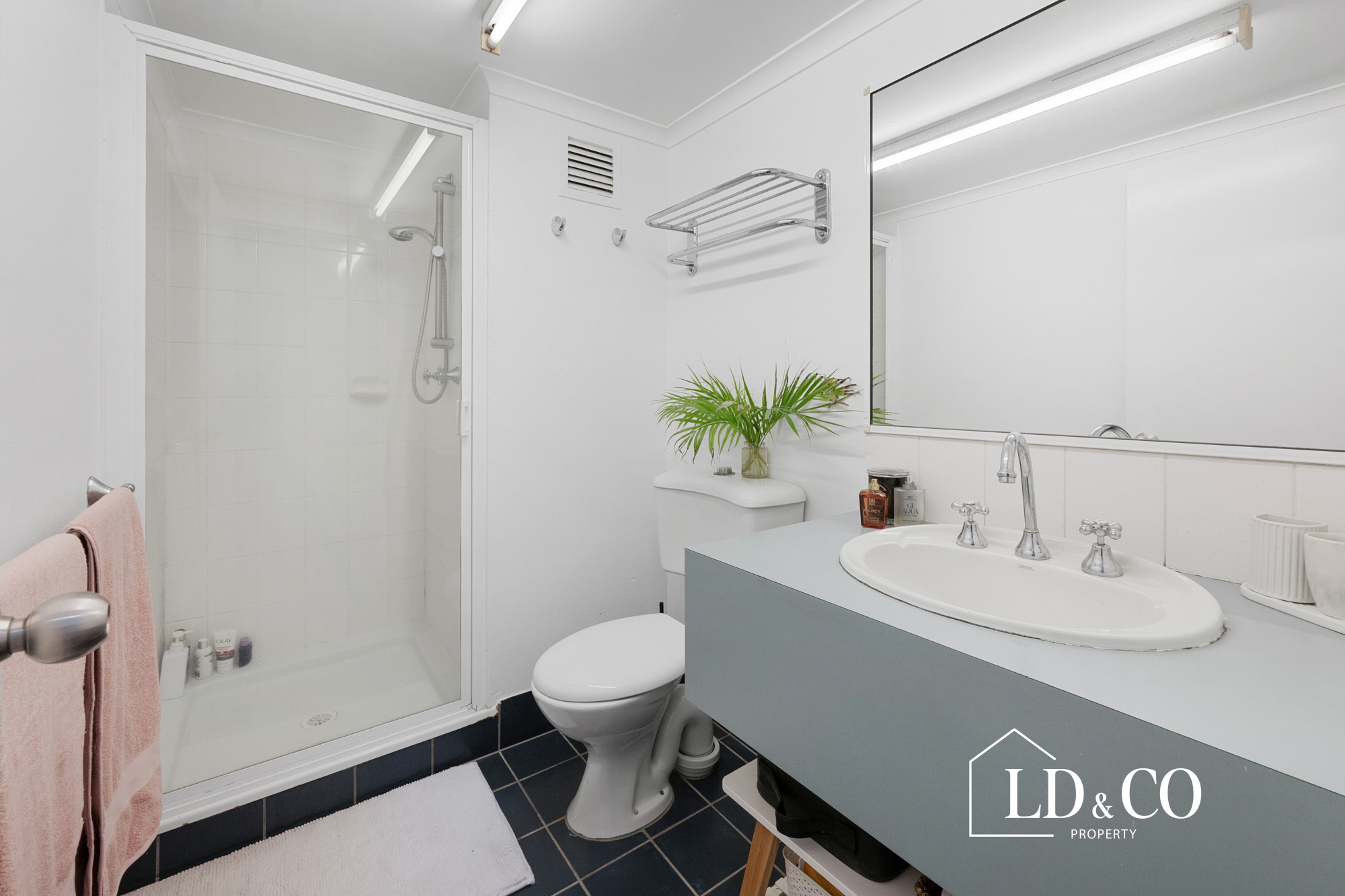 6 6 BEACH ROAD, DOLPHIN HEADS QLD 4740 - Image 6